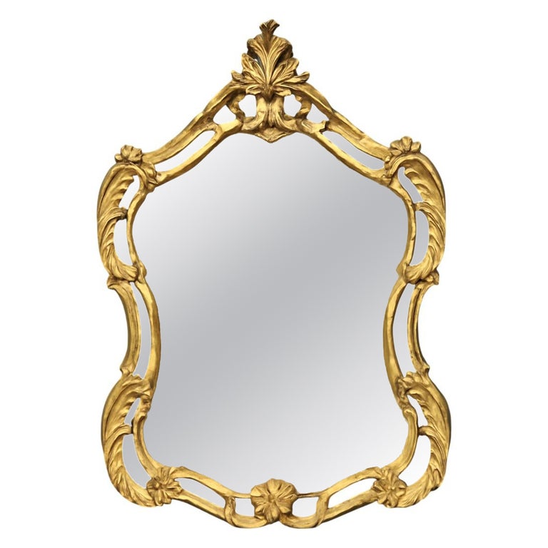 Spiegel mit goldenem Rahmen im Vintage-Rokoko-Stil im Angebot bei 1stDibs Deutschland