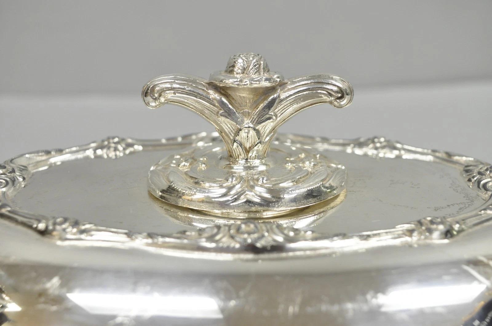Sconosciuto Piatto da portata Rogers 1881 Glenrose placcato in argento con coperchio per verdure in vendita
