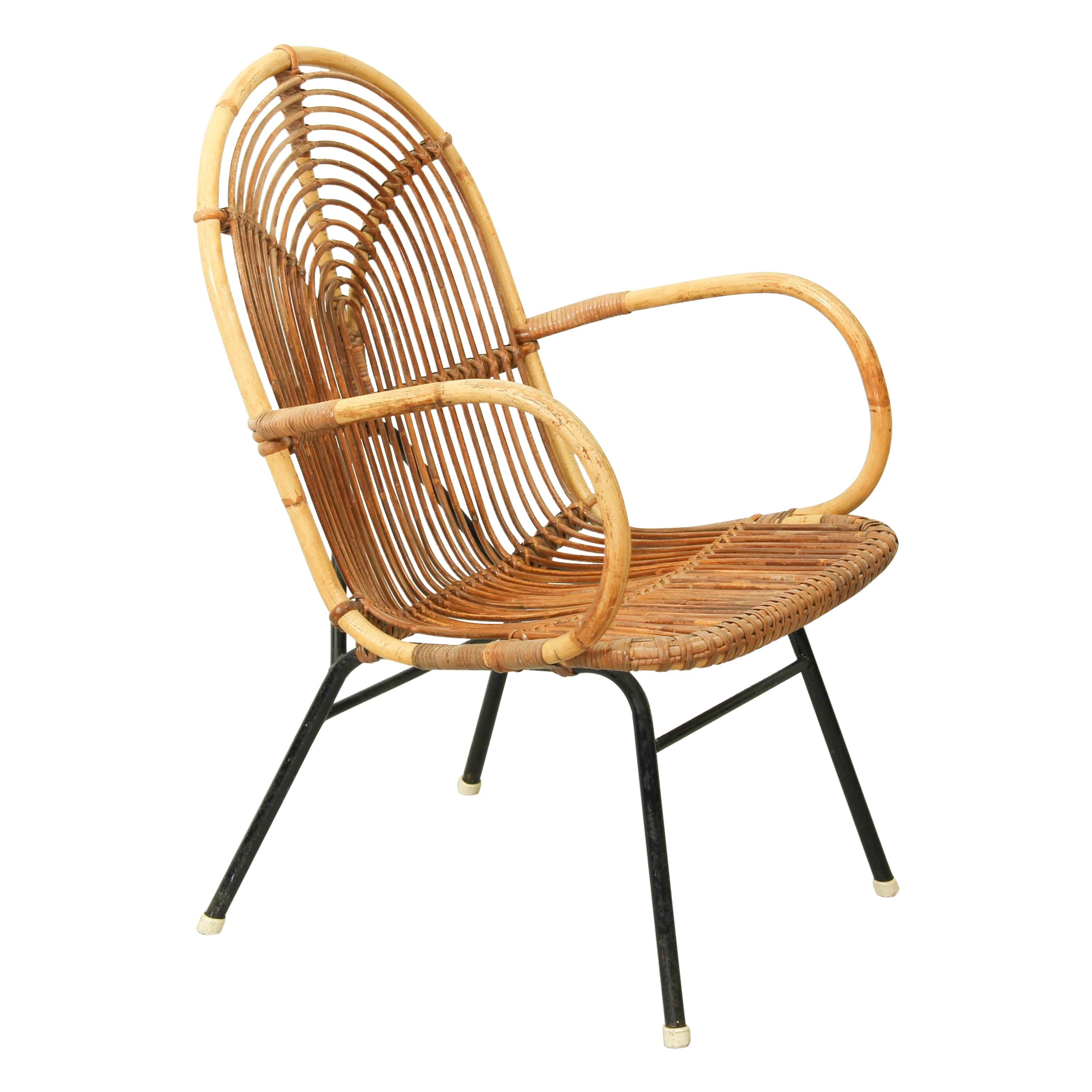 Low Midcentury Bamboo Rattan Lounge Chair at 1stDibs