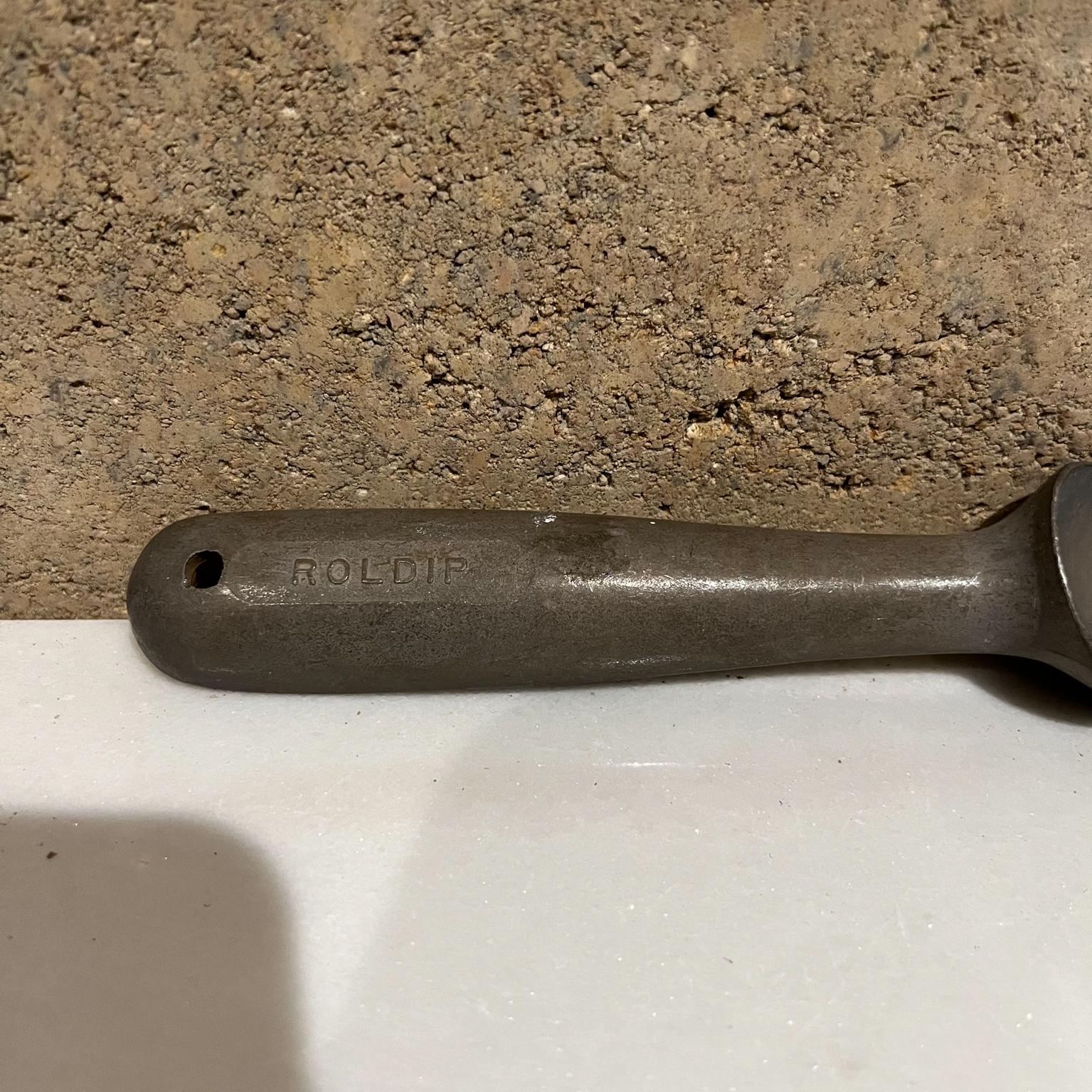 Vintage Roldip Ice Cream Scooper Ohio Modern Airstream Style USA In Good Condition In Chula Vista, CA