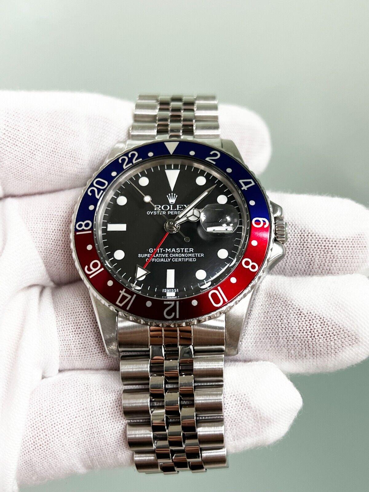 Vintage Rolex 1675 GMT Master Pepsi Red and Blue Stainless Jubilee Band MINT 3