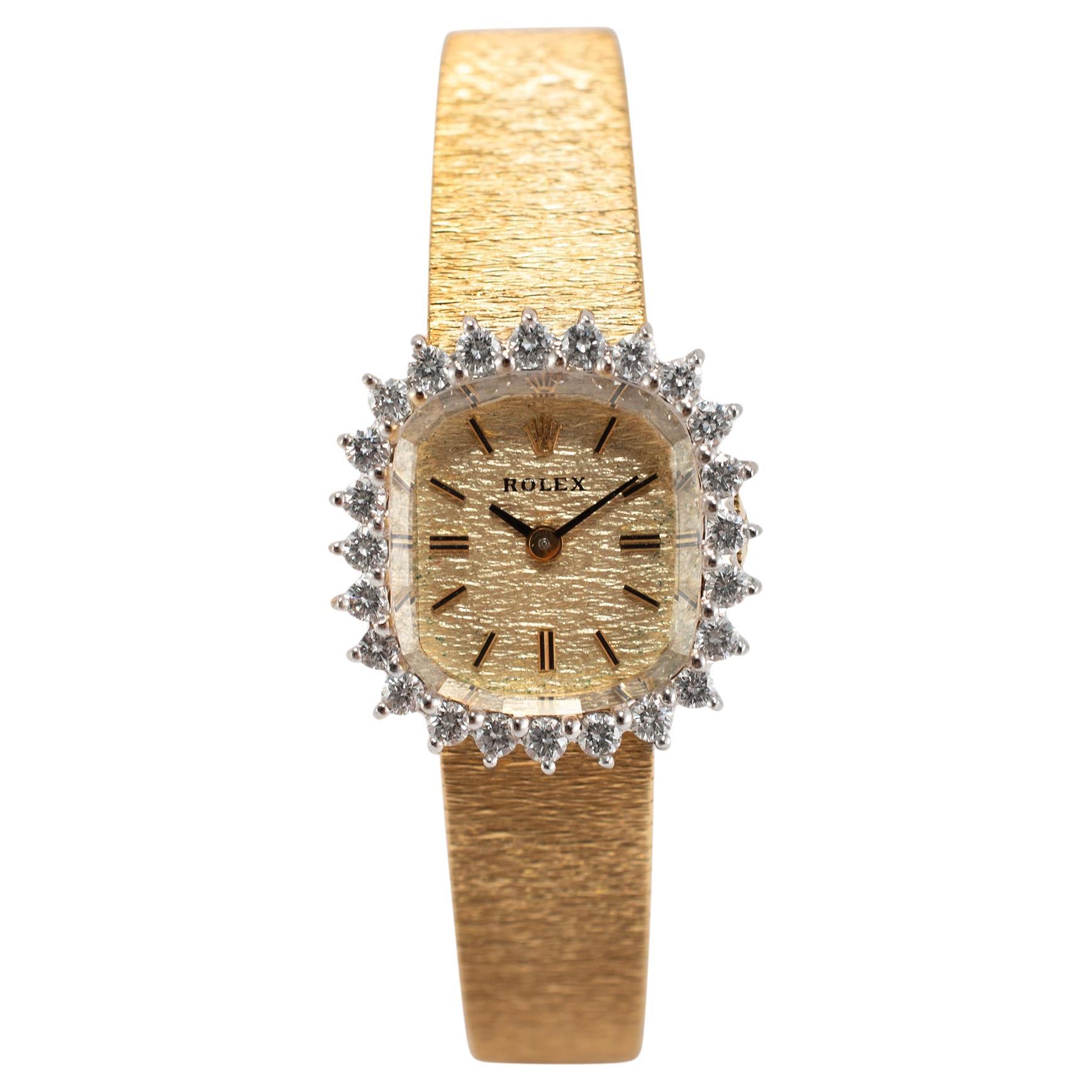 Vintage Rolex 19MM R8286 14K Yellow Gold Diamond Bezel Manual Winding Watch For Sale