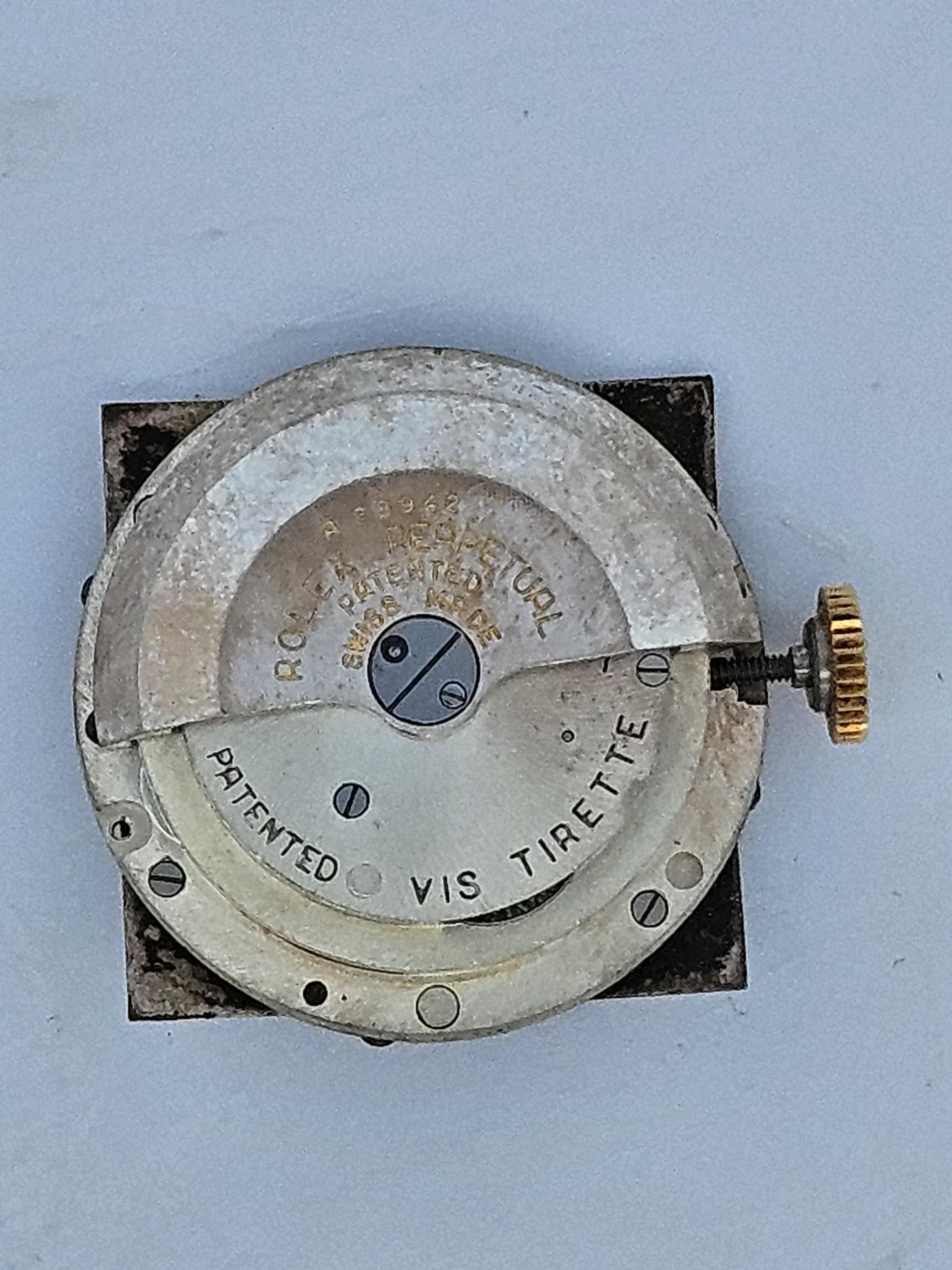 Vintage Rolex 4643 Square Bubble-back 18k Yellow Gold Original Dial 7