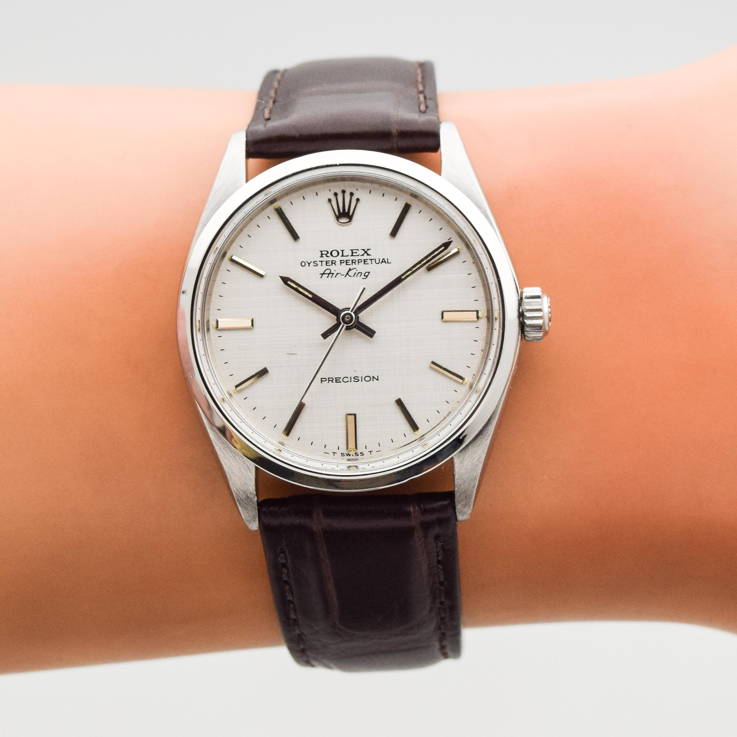 Vintage Rolex Air-King Reference 5500 with a Linen Dial, 1966 2