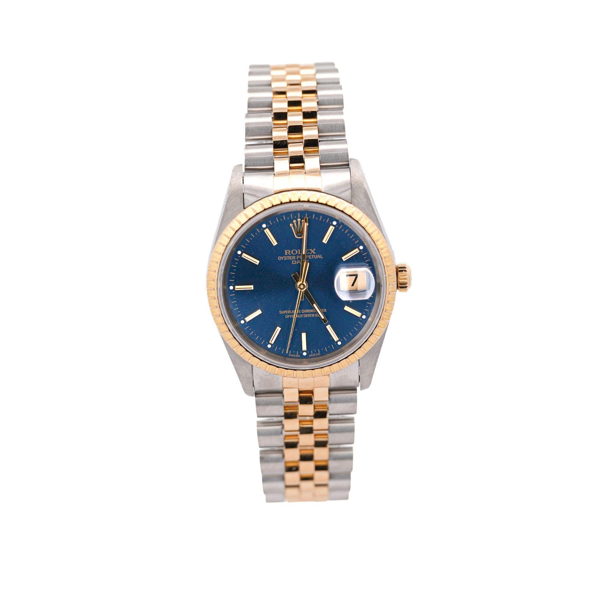 Vintage Rolex Blue Dial Oyster Date 34mm Two Tone Fluted on Jubilee Watch In Excellent Condition In Miami, FL