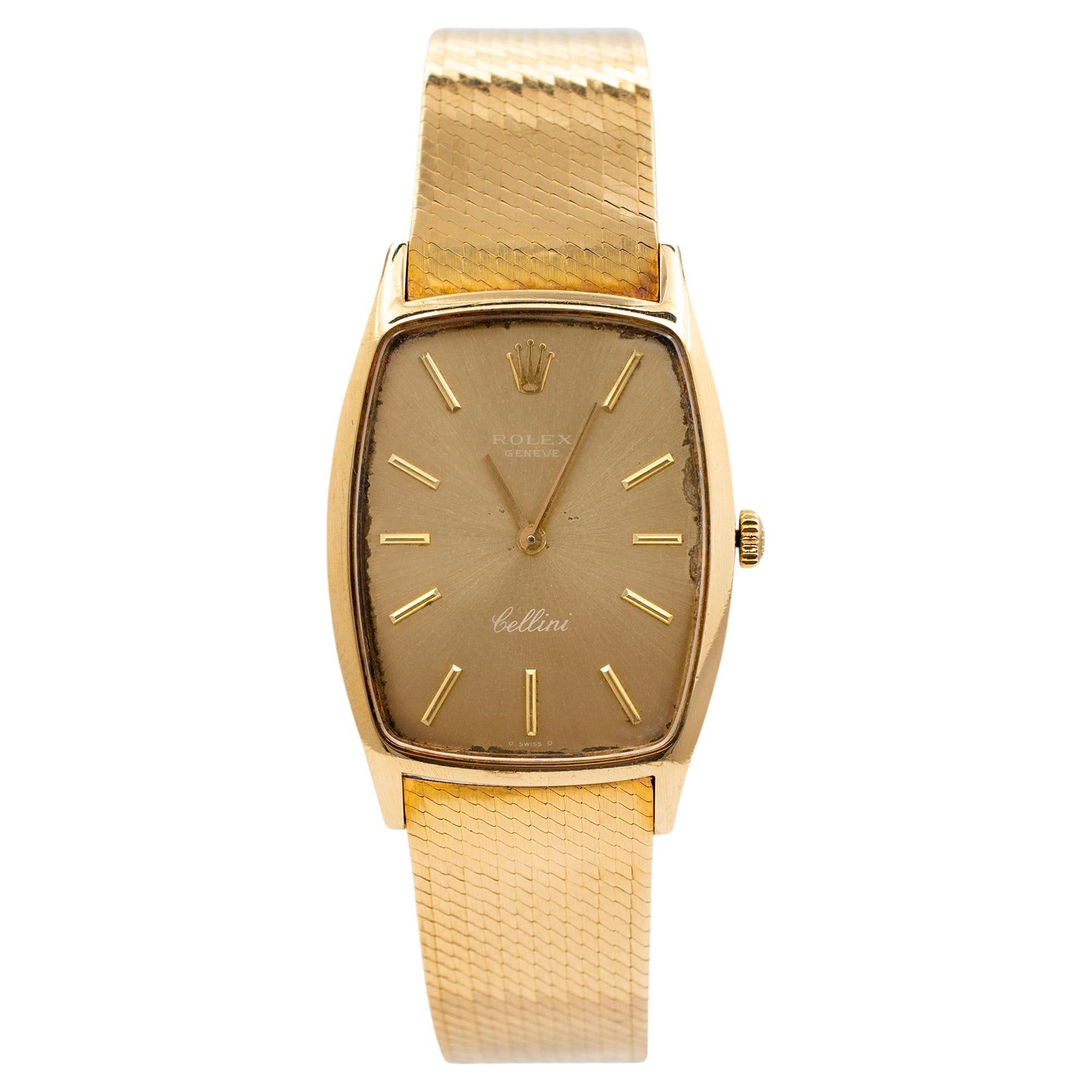 Vintage Rolex Cellini 26MM 3807 Champagne Dial 18K Yellow Gold Watch For Sale