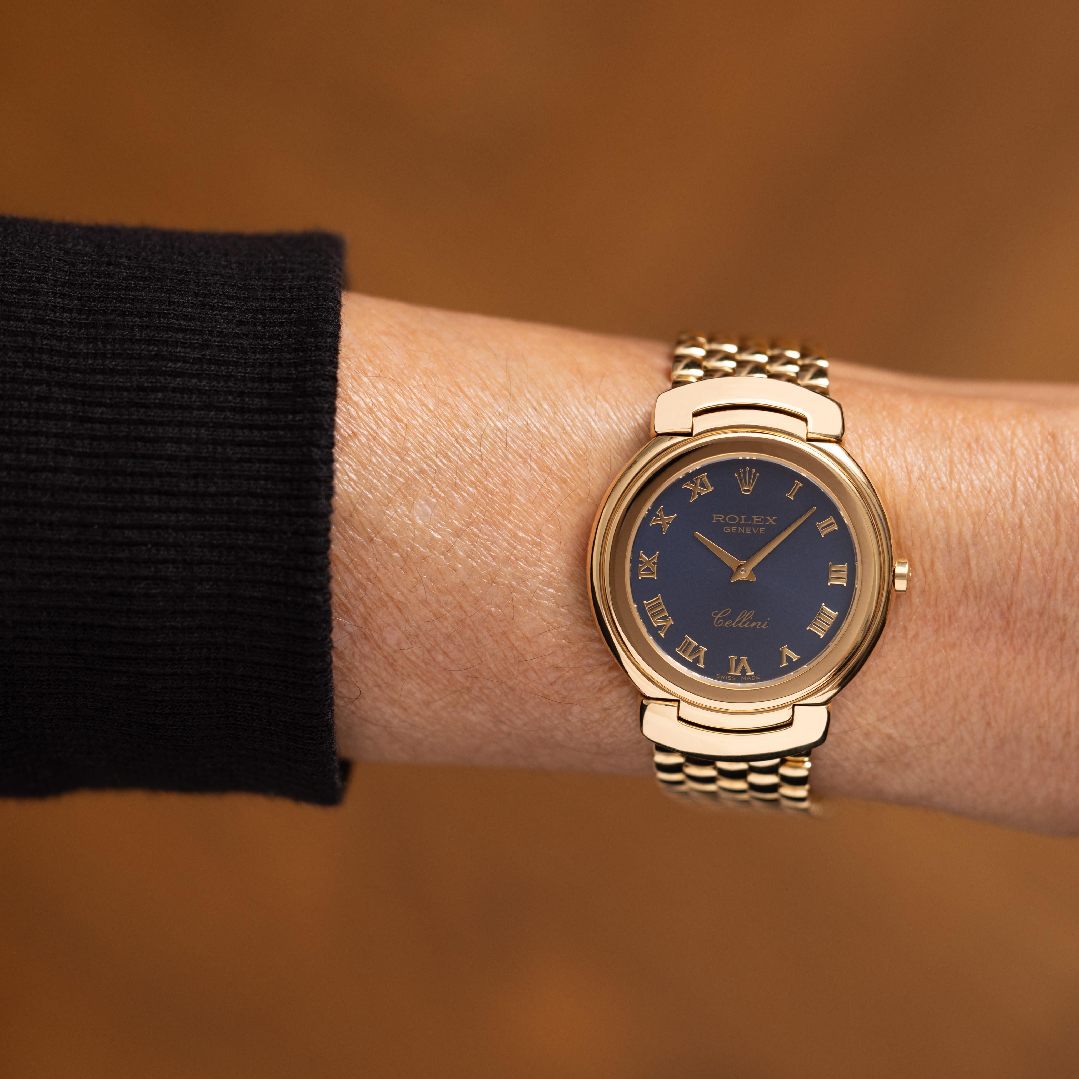 Vintage Rolex Cellini Model 6622 18 Karat Yellow Gold 33mm Rare Blue Dial 3