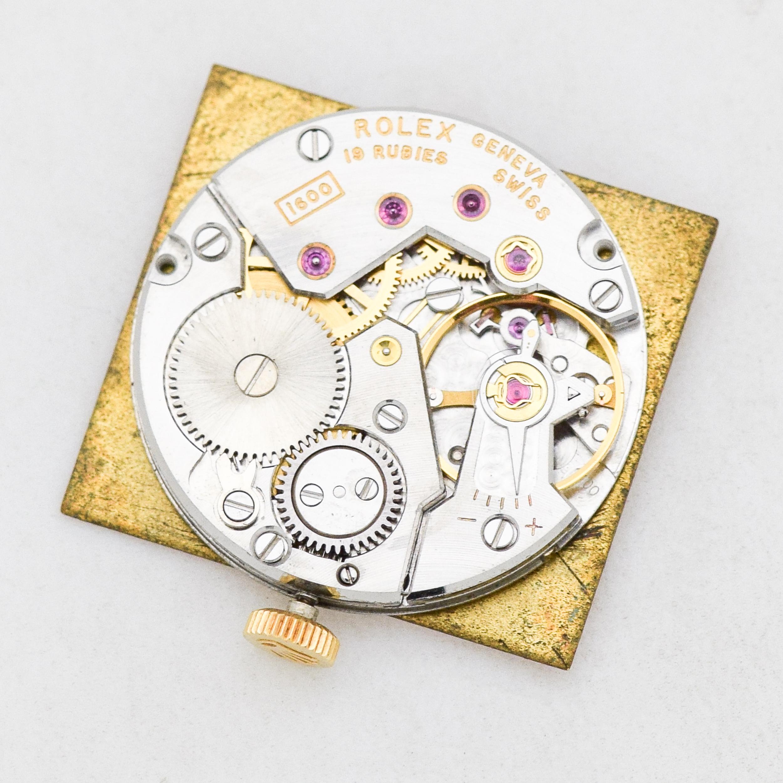Vintage Rolex Cellini Rectangular-Shaped 18 Karat Yellow Gold Watch, 1970 3