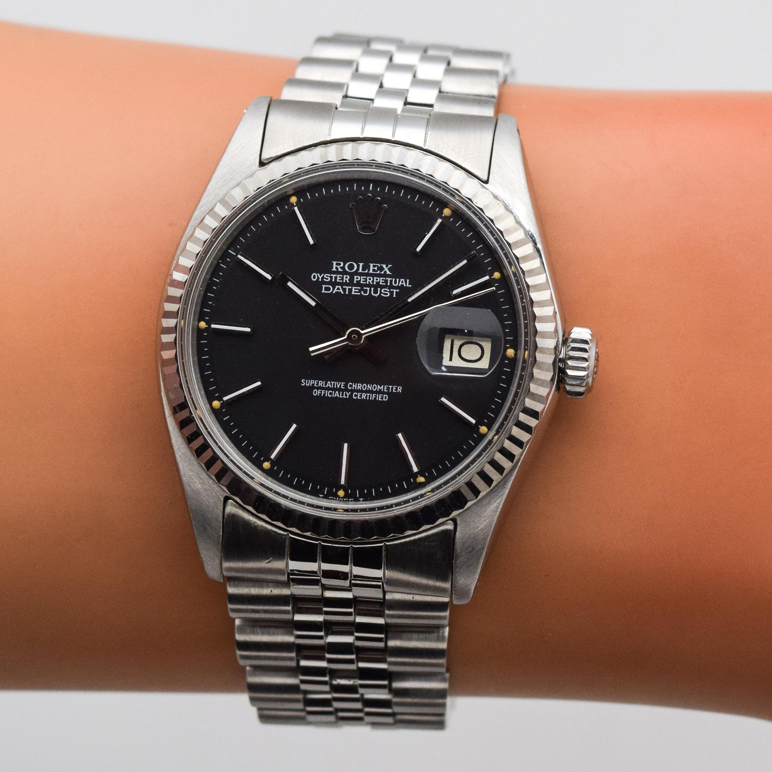 Vintage Rolex Datejust Reference 1601 with Black Dial, 1977 5