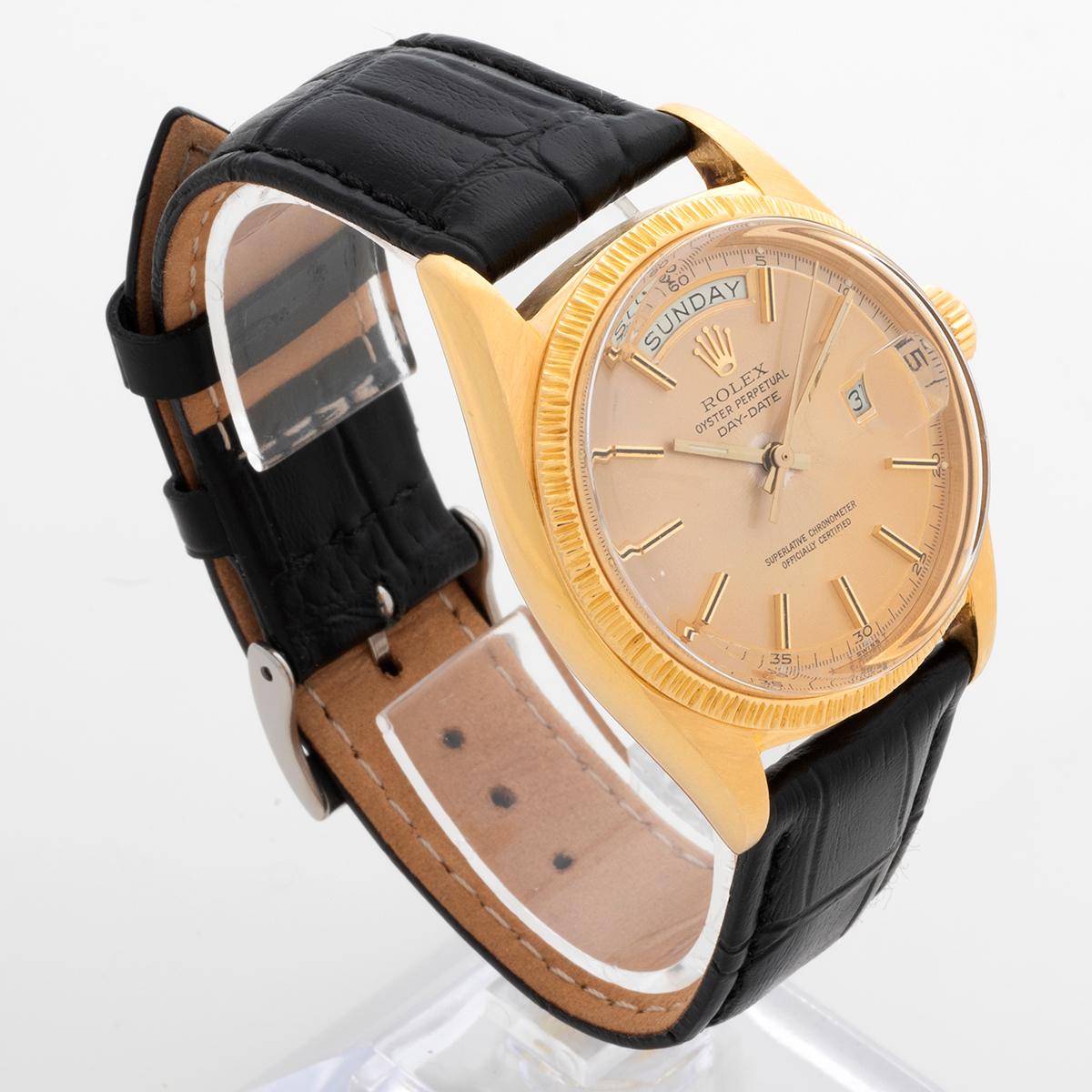 Women's or Men's Vintage Rolex Day Date 1807 Wristwatch, Yellow Gold Case, Bark Bezel, Swiss Dial