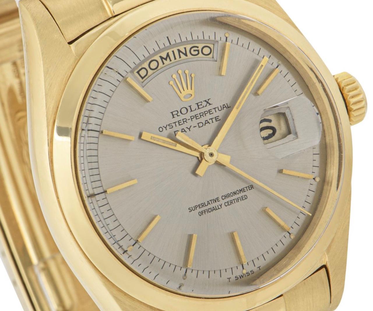 Vintage Rolex Day-Date 18K Yellow Gold Silver Dial 1802 In Excellent Condition For Sale In London, GB