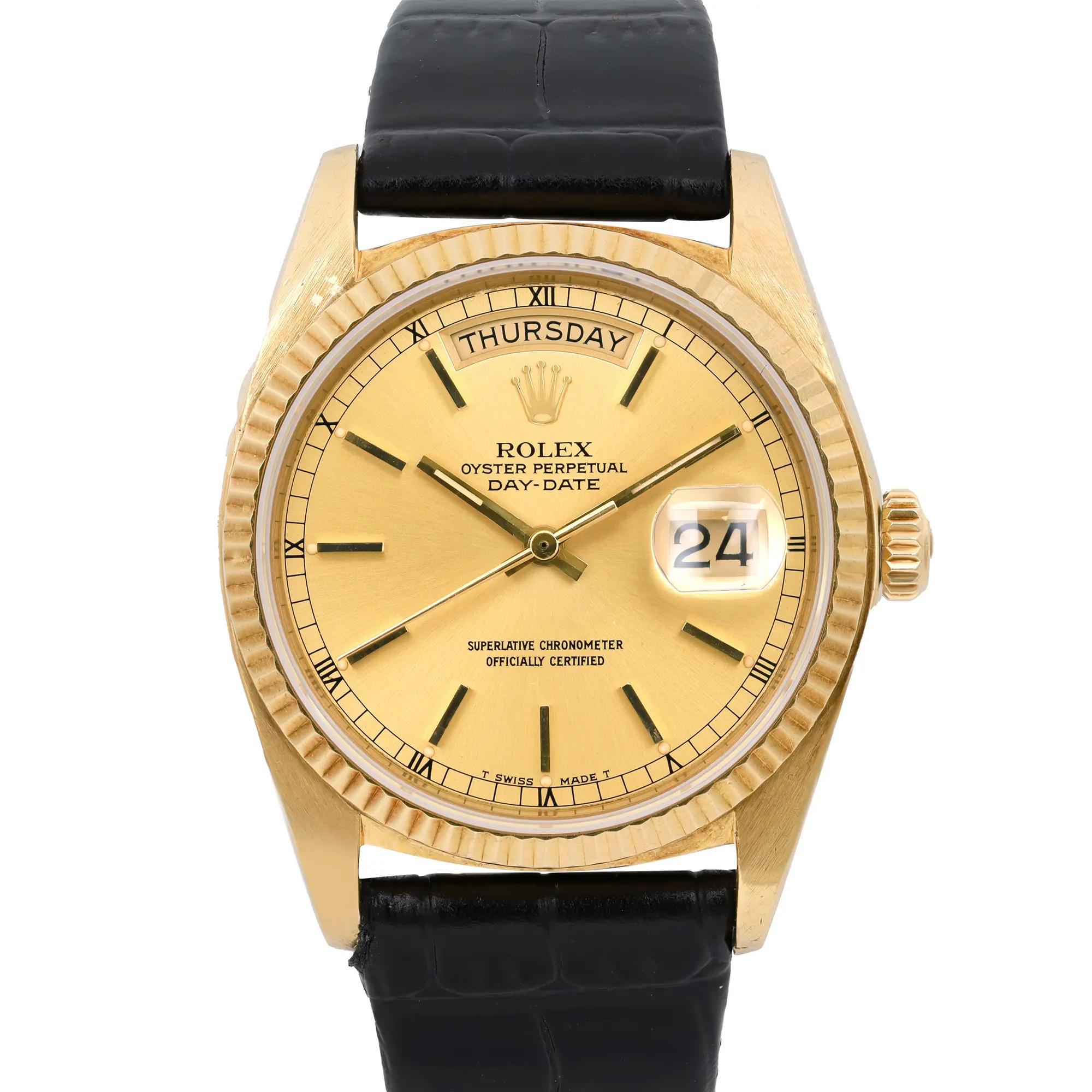 Usato. Fascia e fibbia personalizzate. È stato prodotto nel 1978. Manutenzione recente. Il movimento è calibrato e tiene bene il tempo

🕰️ Informazioni generali
Marchio: Rolex

Model: Day-Date

Model No.: 18038

Tipo: Orologio da polso

Reparto: