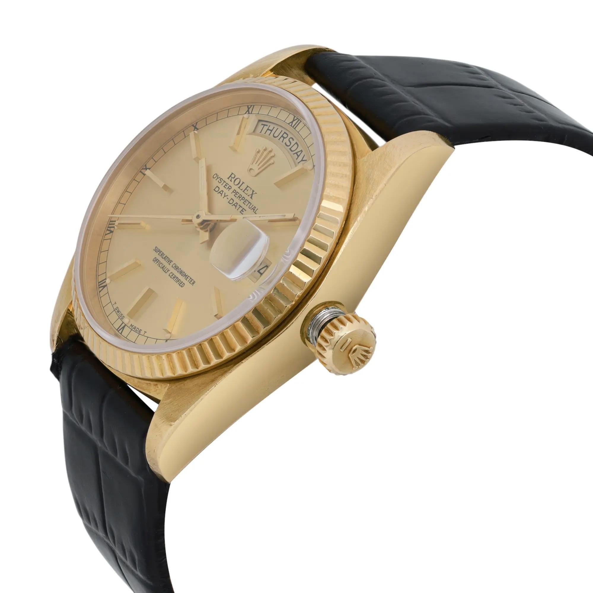 Rolex Day Date 36 d'epoca in oro giallo 18 carati quadrante champagne orologio personalizzato 18038 In condizioni buone in vendita a New York, NY