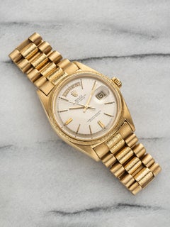 Vintage Rolex Day Date Ref 1811 1960s Champagne Diamond Dial 18K Yellow Gold 36