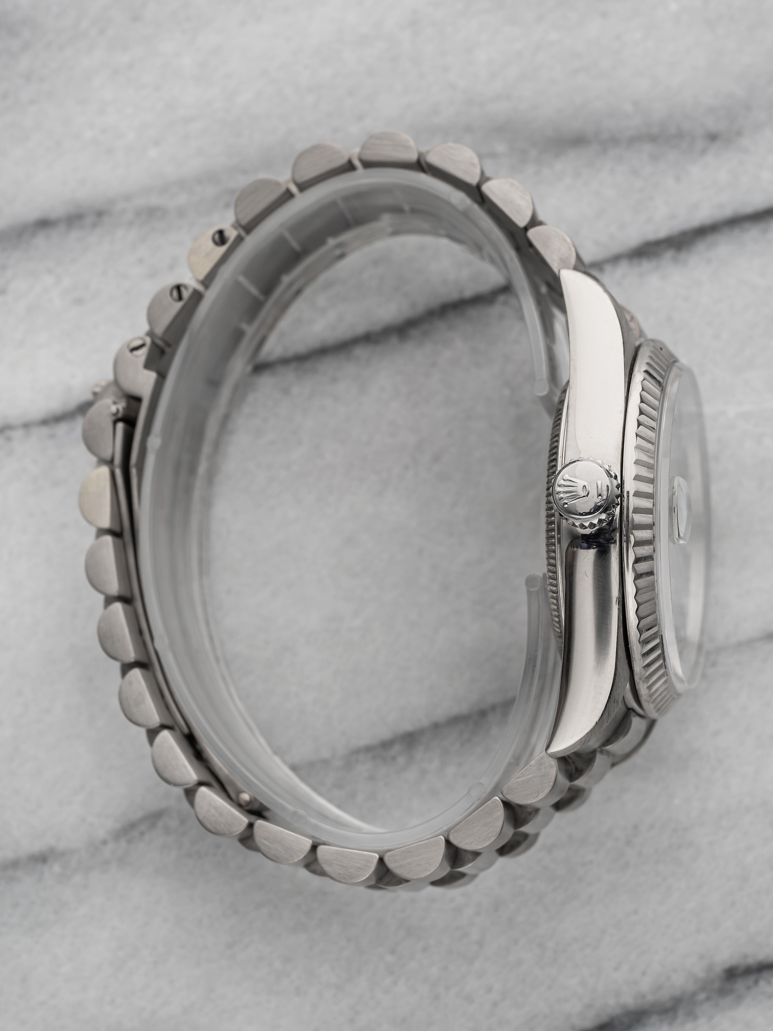 Vintage Rolex Daydate 18K White Gold 80s Ref 18239 Arabic Disk Grey Anniversary en Bueno estado para la venta en New York, NY