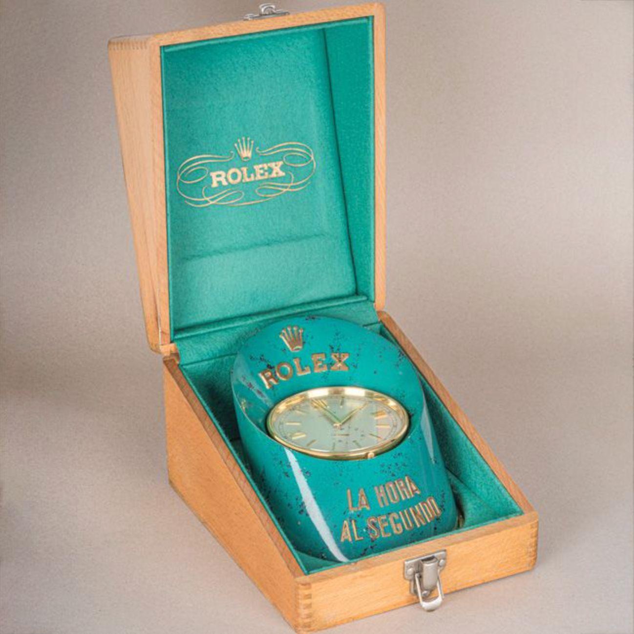 Rolex, horloge de bureau vintage en forme de fer à cheval peinte en laiton doré, années 1960 en vente 1
