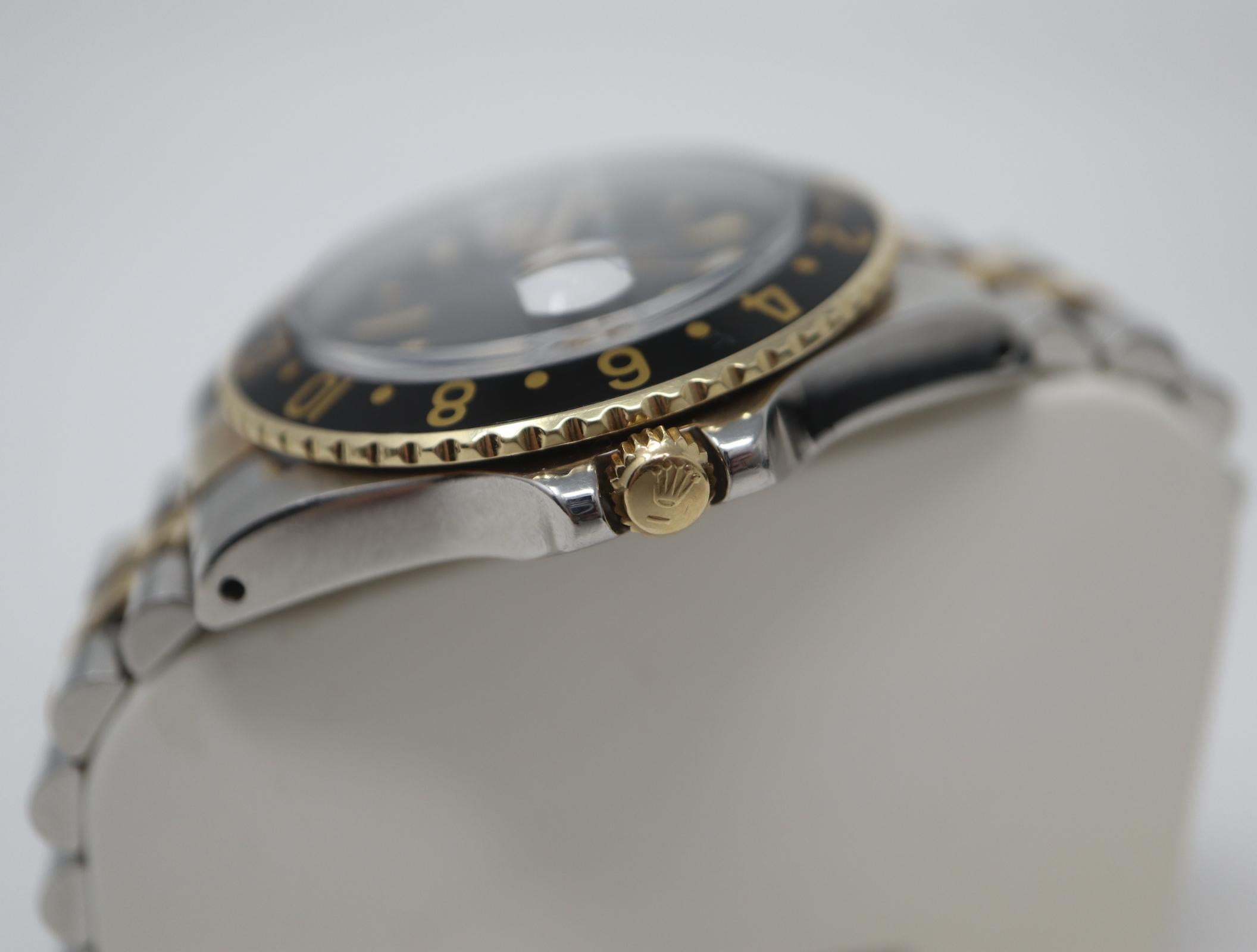 Vintage Rolex GMT-Master 1675 Black Dial Jubilee Bracelet 40mm 1975/1979 3