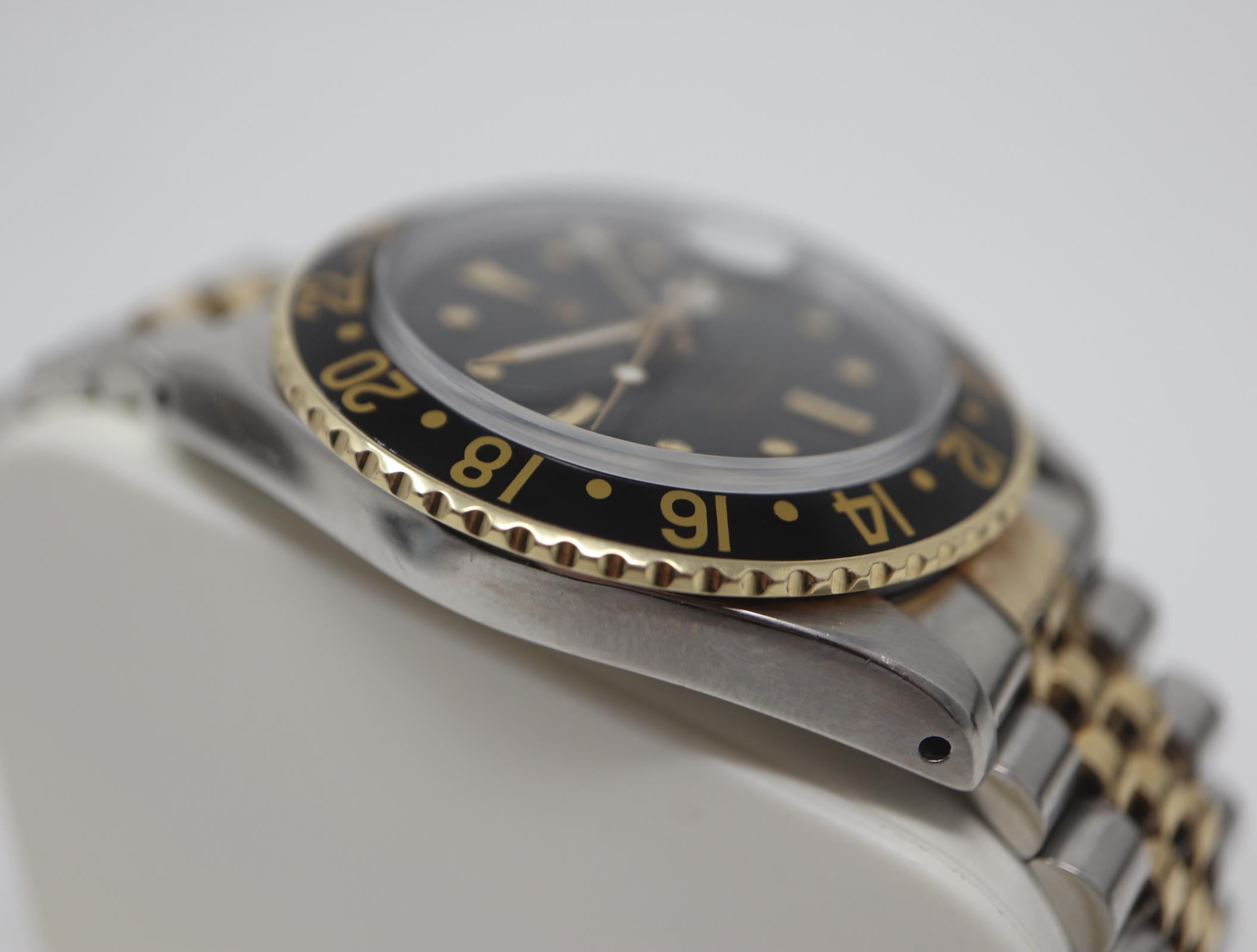 Vintage Rolex GMT-Master 1675 Black Dial Jubilee Bracelet 40mm 1975/1979 2