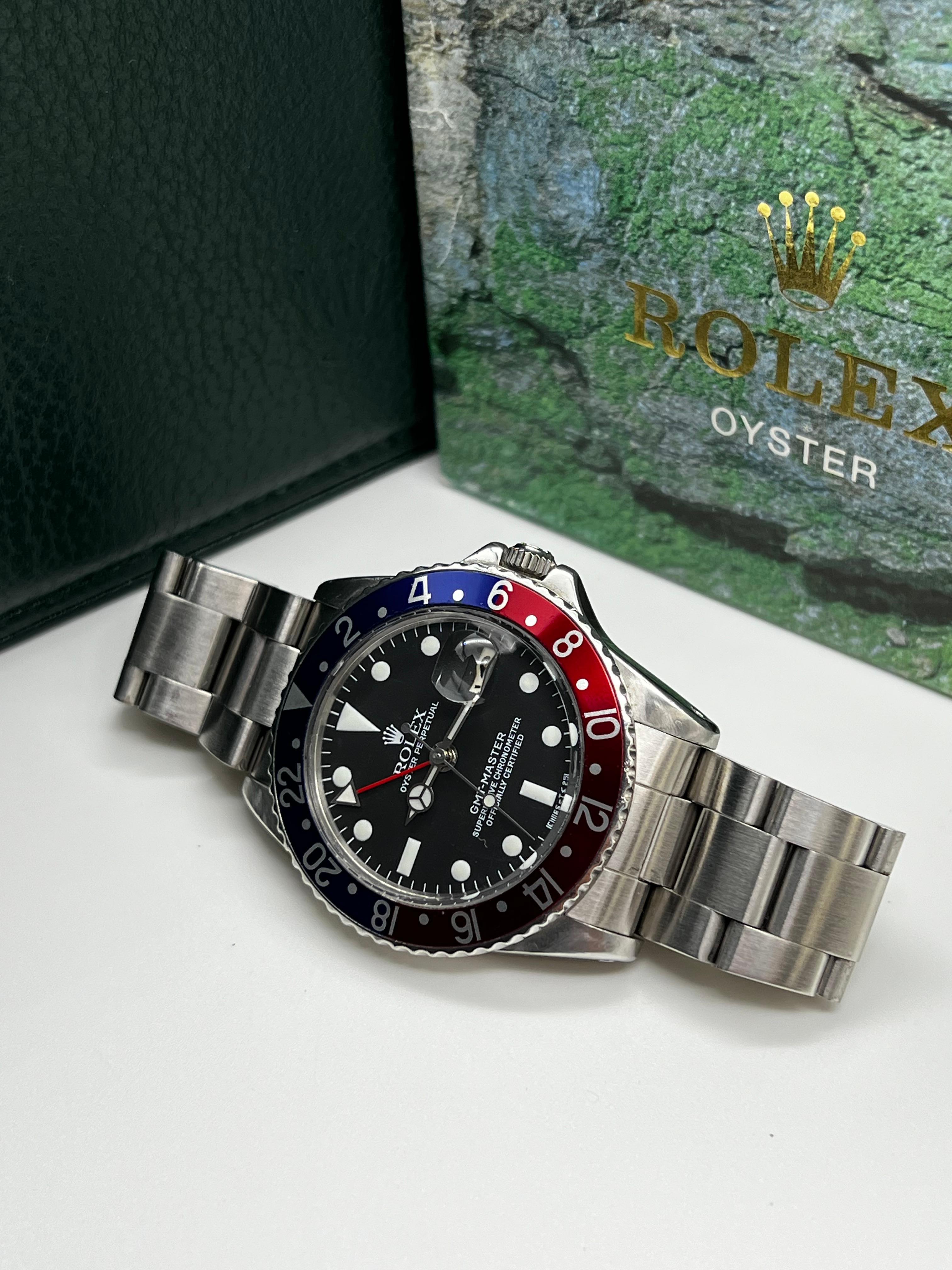 Vintage Rolex GMT Master 1675 Pepsi Red and Blue Stainless Steel 40mm 4