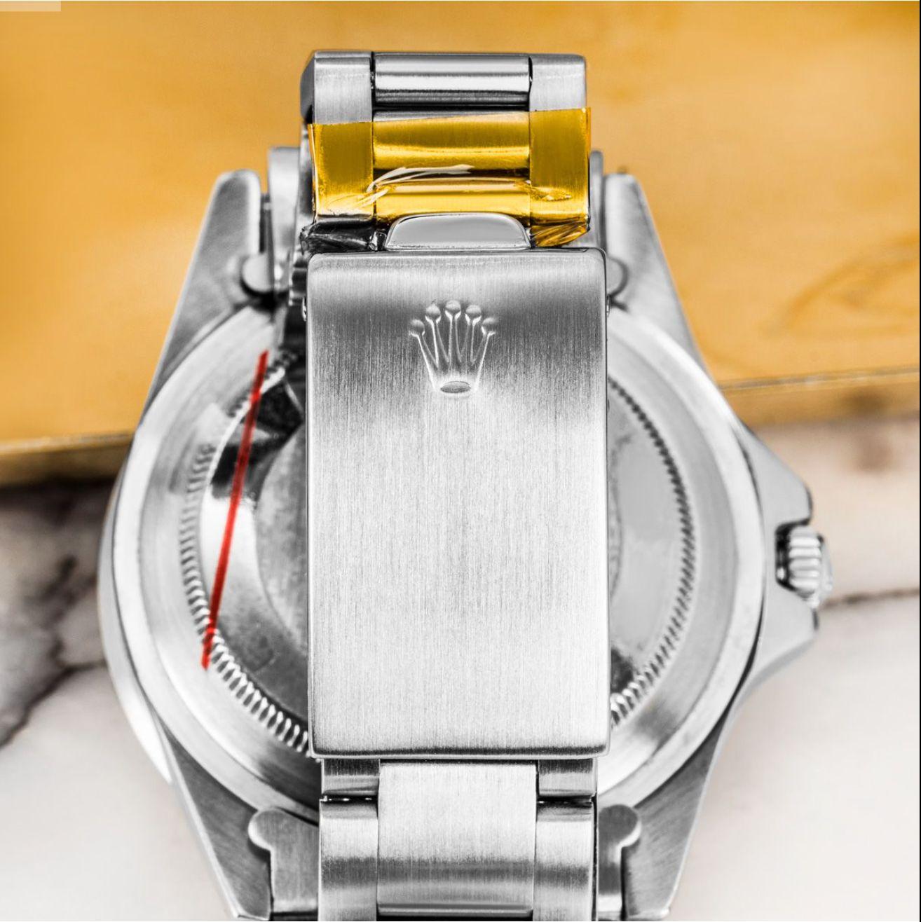 Vintage Rolex GMT-Master 1675 Watch For Sale 1