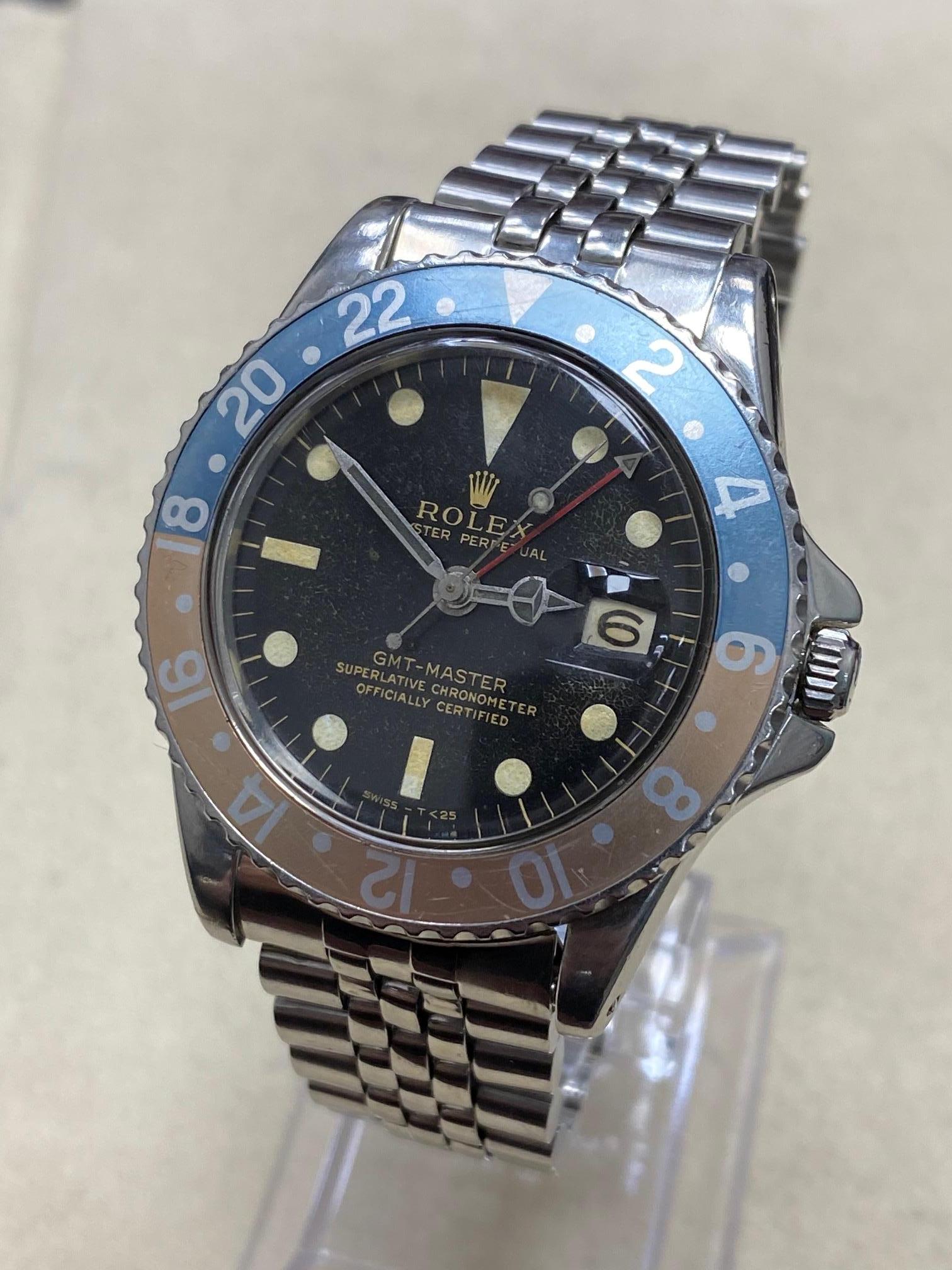 Vintage Rolex GMT Master Ghost Pepsi 1675 Gilt Gloss Dial Pointed Crown Guards For Sale 5