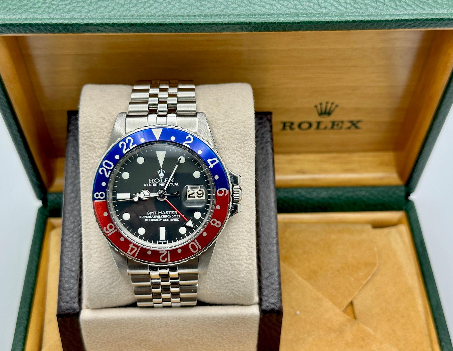 Vintage Rolex GMT Master Pepsi 1675 Blue & Red Bezel Steel Box Papers 1969 In Good Condition For Sale In San Diego, CA