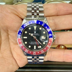 Vintage Rolex GMT-Master Ref 1675 Pepsi Stainless Steel Bracelet Watch