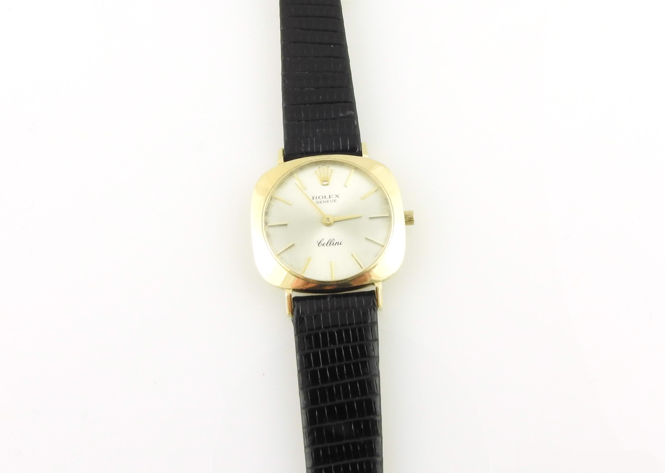 Vintage Rolex Ladies Cellini Watch

This classic and elegant ladies Rolex Cellini is set in 14K yellow gold

Silver Dial with gold markers

Hand winding automatic movement

Case is approx. 22.5 x 24.5mm

New black leather band with gold filled clap