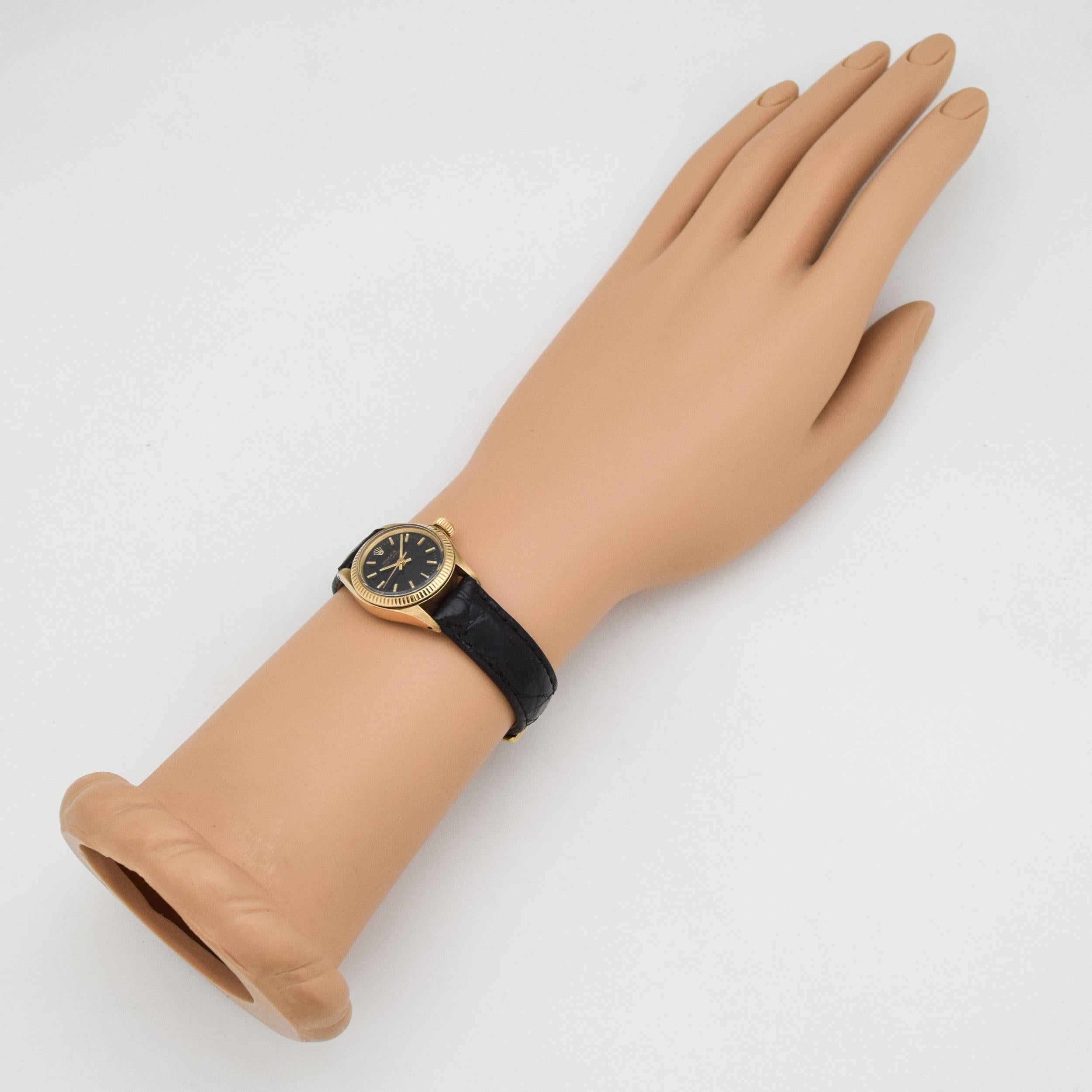 Vintage Rolex Ladies Oyster Perpetual Black Dial Watch For Sale 2