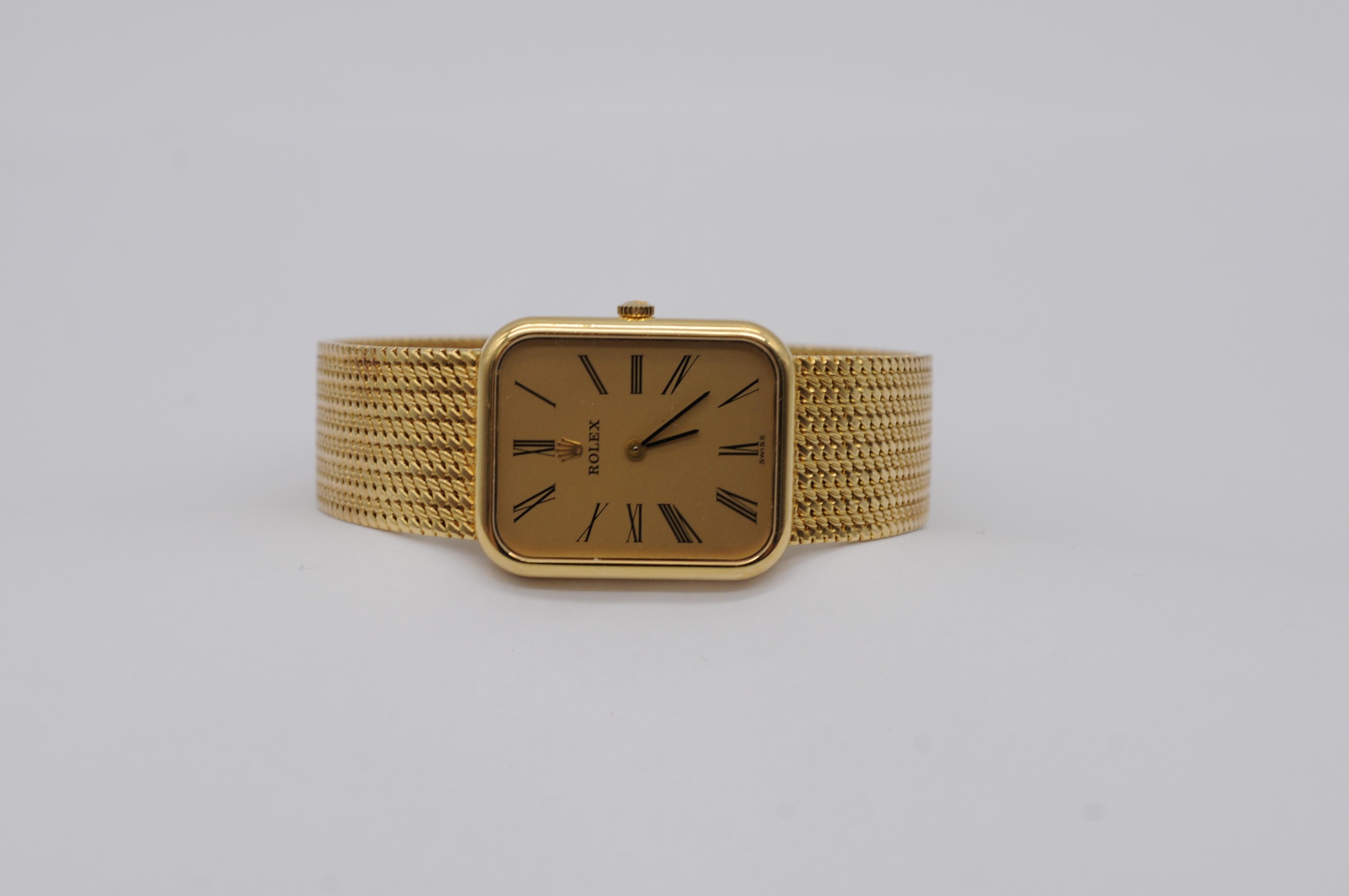 Montre Rolex vintage pour homme des années 1970 en or jaune 18 carats en vente 1