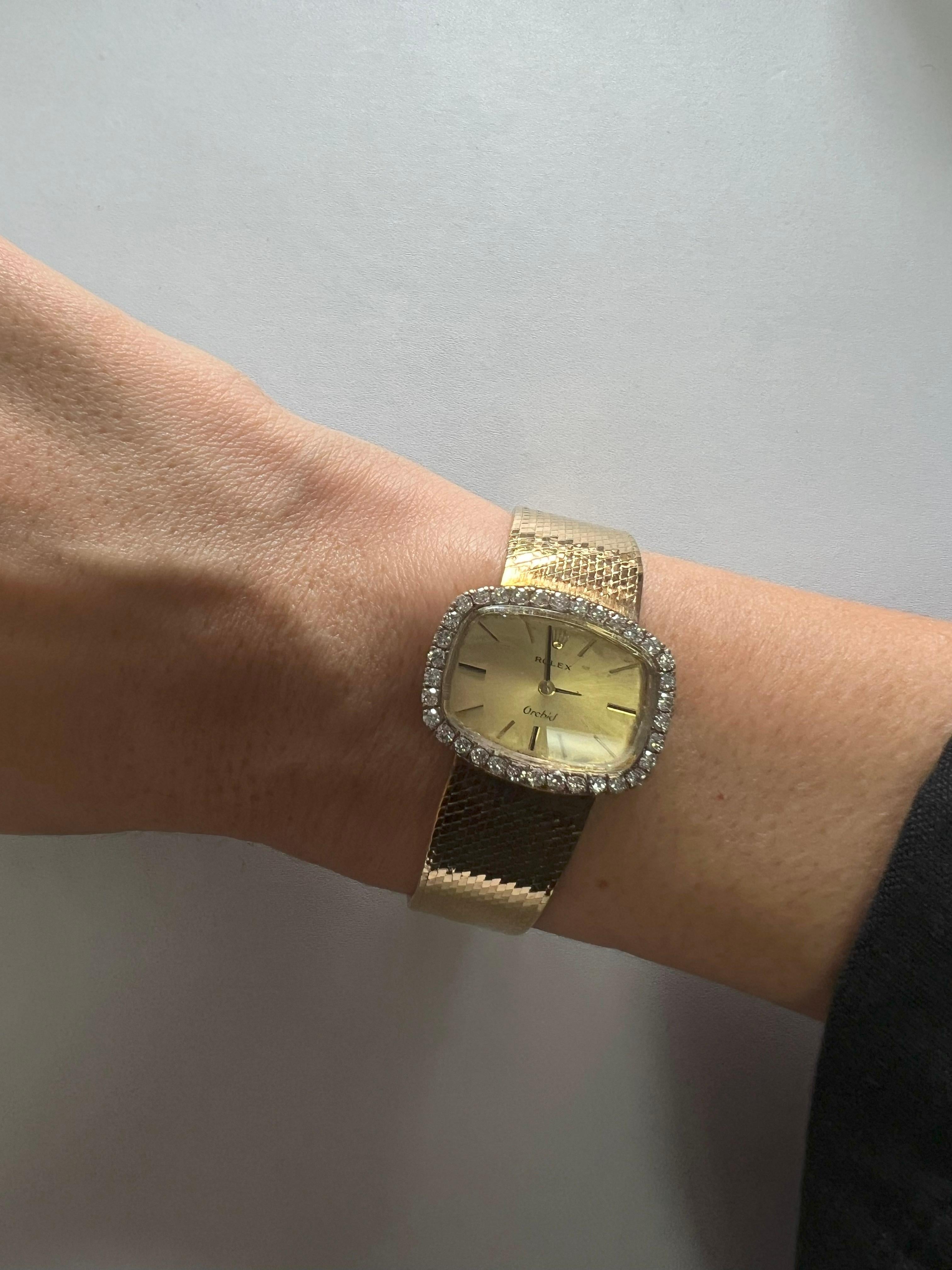 Vintage Rolex Orchid Diamonds Halo Set 18 Karat Yellow Gold Estate Classic Watch For Sale 3