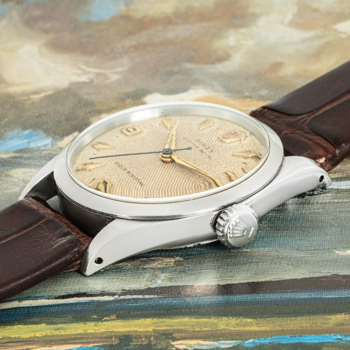 A vintage 32mm Rolex Oyster Royal crafted in stainless steel. Featuring a stunning quadrant dial with applied arabic numbers and a steel bezel. Fitted with a plexiglass, a manual winding movement and a brown generic leather strap equipped with a