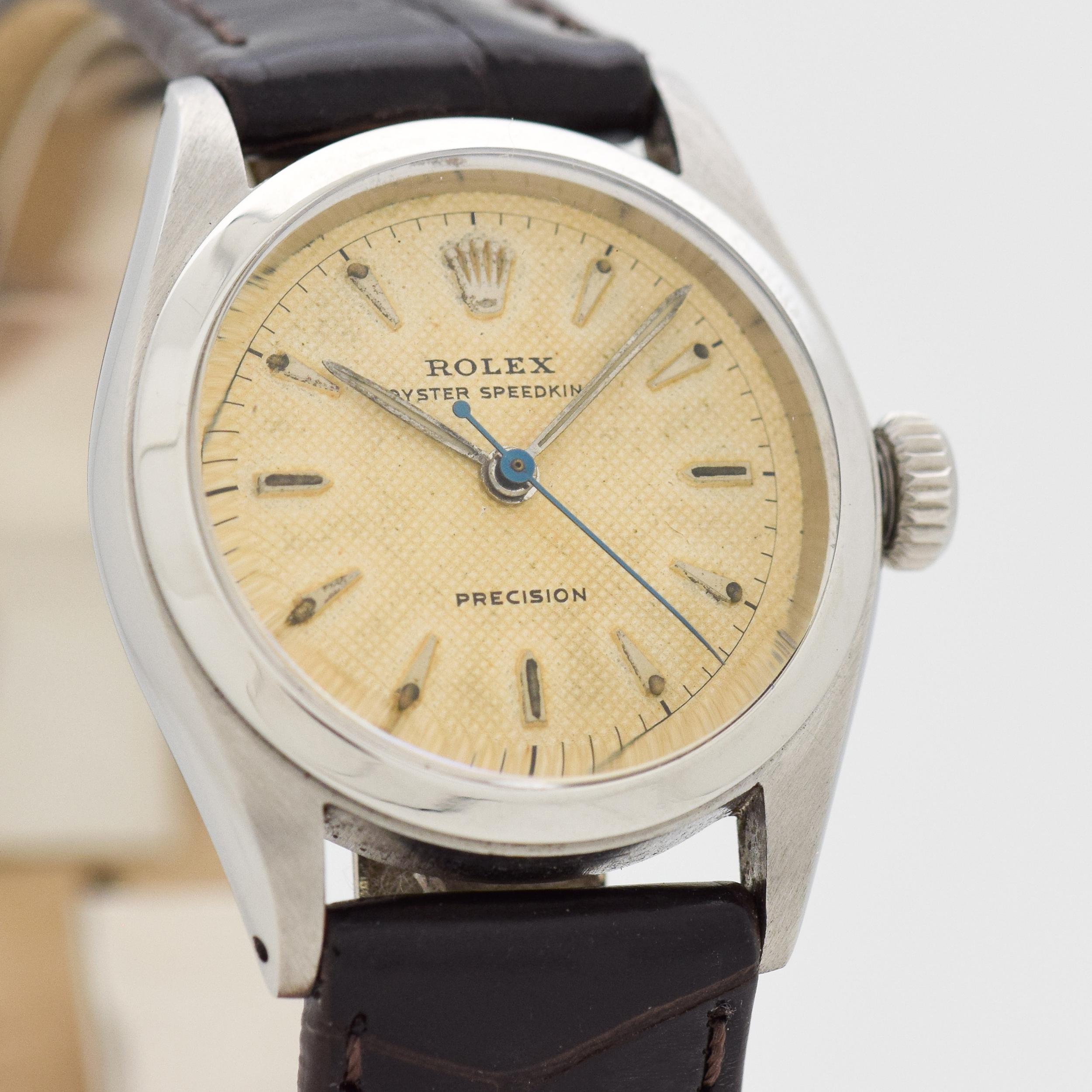 1954 Vintage Rolex Oyster Speedking Ref. 6220 Edelstahl-Uhr mit Original Silber Waffel strukturiert mit angewandten Stahl länglichen Pfeil und spitzen Bar Marker. Geeignet für einen Mann oder eine Frau. 29 mm x 34 mm von Ansatz zu Ansatz (1,14 Zoll