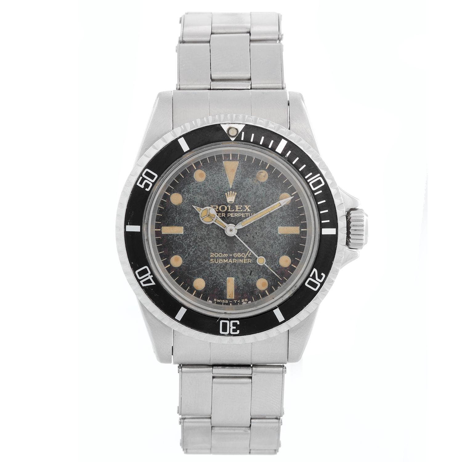 Vintage Rolex Submariner Gilt Dial Men's Automatic Watch 5513 - Automatic winding; acrylic crystal. Stainless steel case (41mm diameter). Black dial with all gilt lettering. Rolex Steel Bracelet. Pre-owned, vintage, ca. late 60's. Pre-owned with