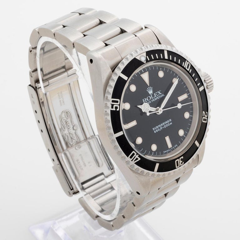 Vintage Rolex Submariner 'no date' Ref 5513. Box and Papers For Sale at  1stDibs