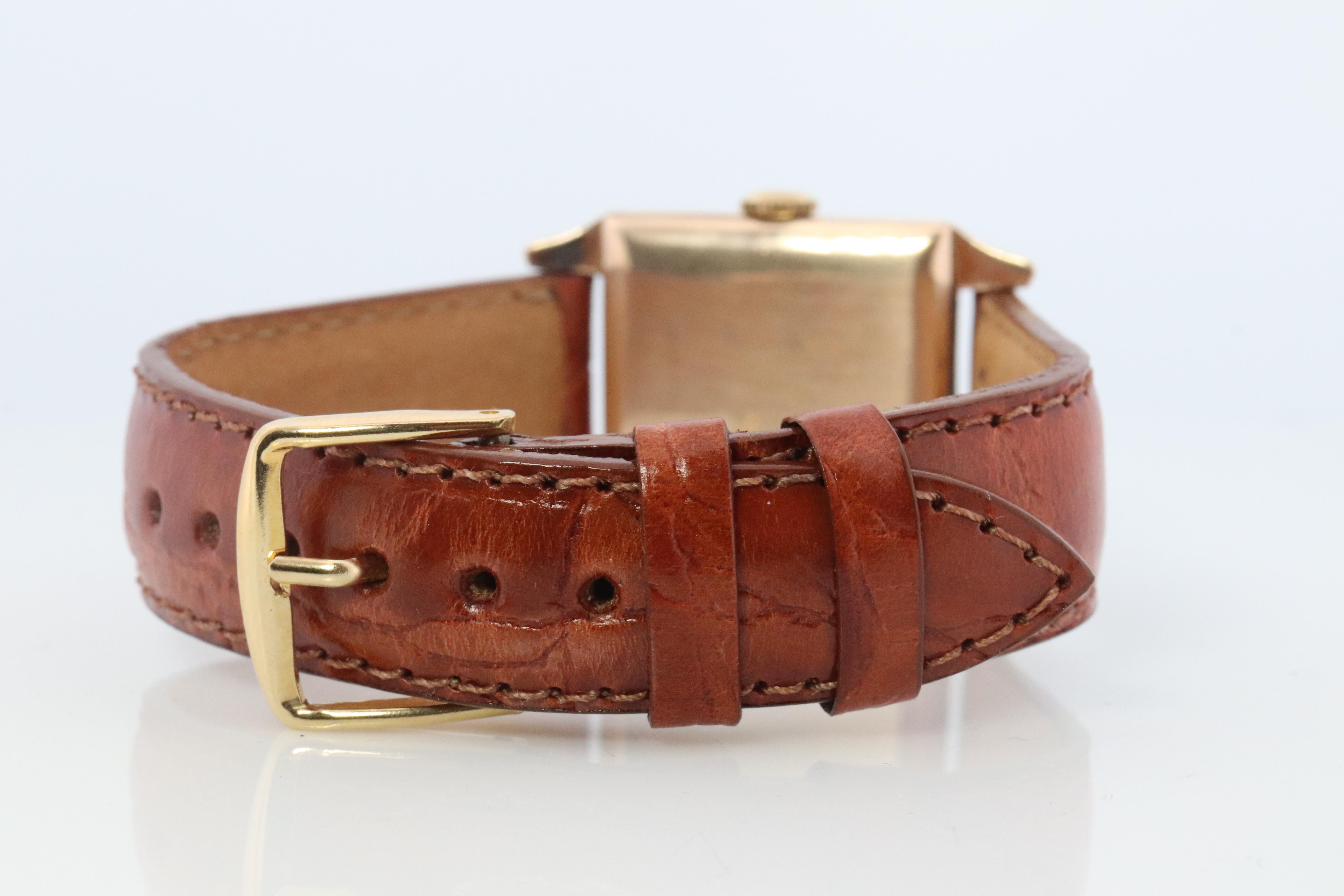Vintage ROLEX Uhr. 9k YG Rolex 4533 Quadratische Tank manuelle Armbanduhr. im Angebot 5