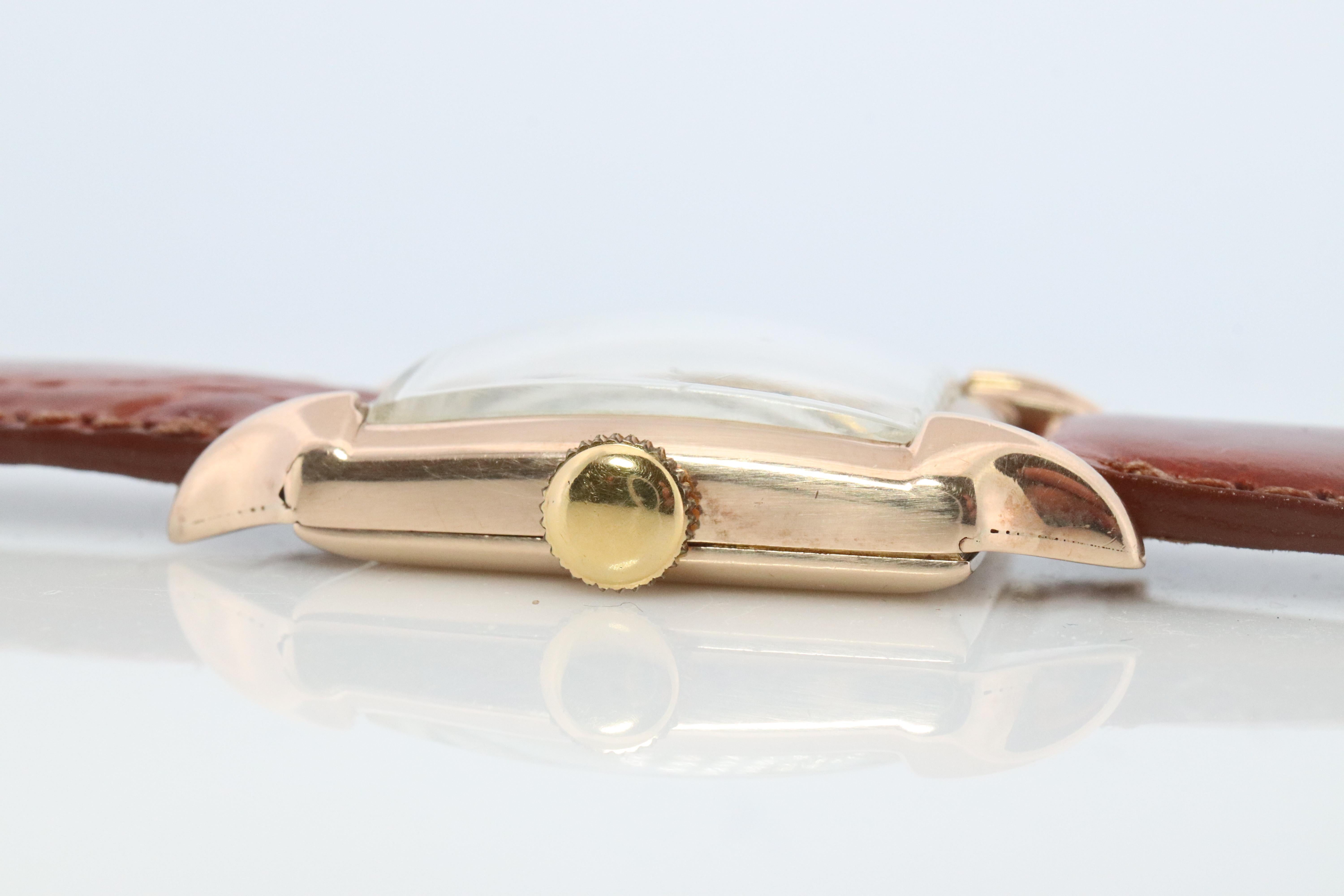 Vintage ROLEX Uhr. 9k YG Rolex 4533 Quadratische Tank manuelle Armbanduhr. im Angebot 1