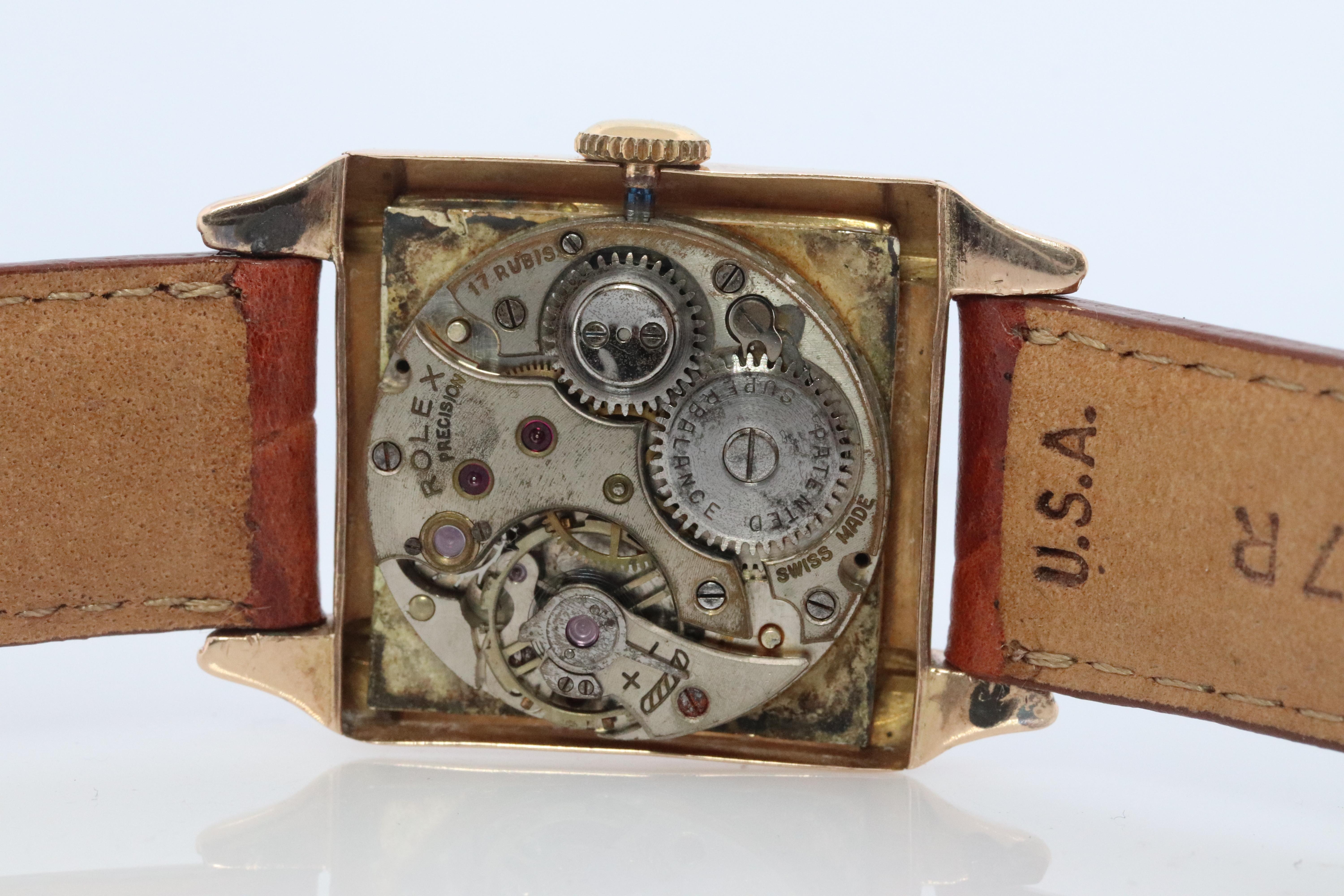 Vintage ROLEX Uhr. 9k YG Rolex 4533 Quadratische Tank manuelle Armbanduhr. im Angebot 3