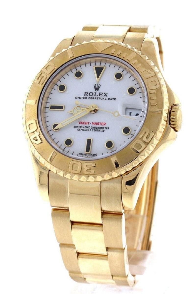 Vintage  Rolex Yacht-Master White Dial 18K Yellow Gold Watch In Excellent Condition For Sale In Great Neck, NY