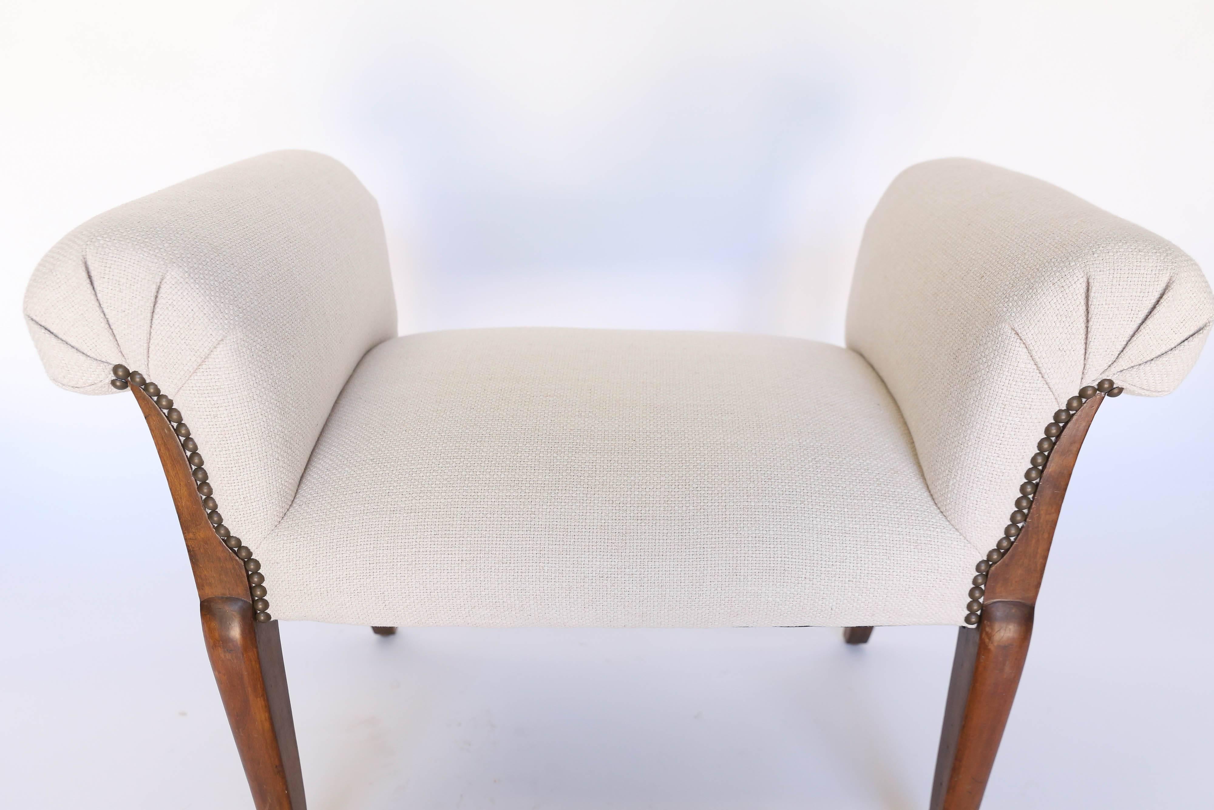 Vintage Roll Arm Upholstered Bench with Nailhead Trim In Excellent Condition In Houston, TX