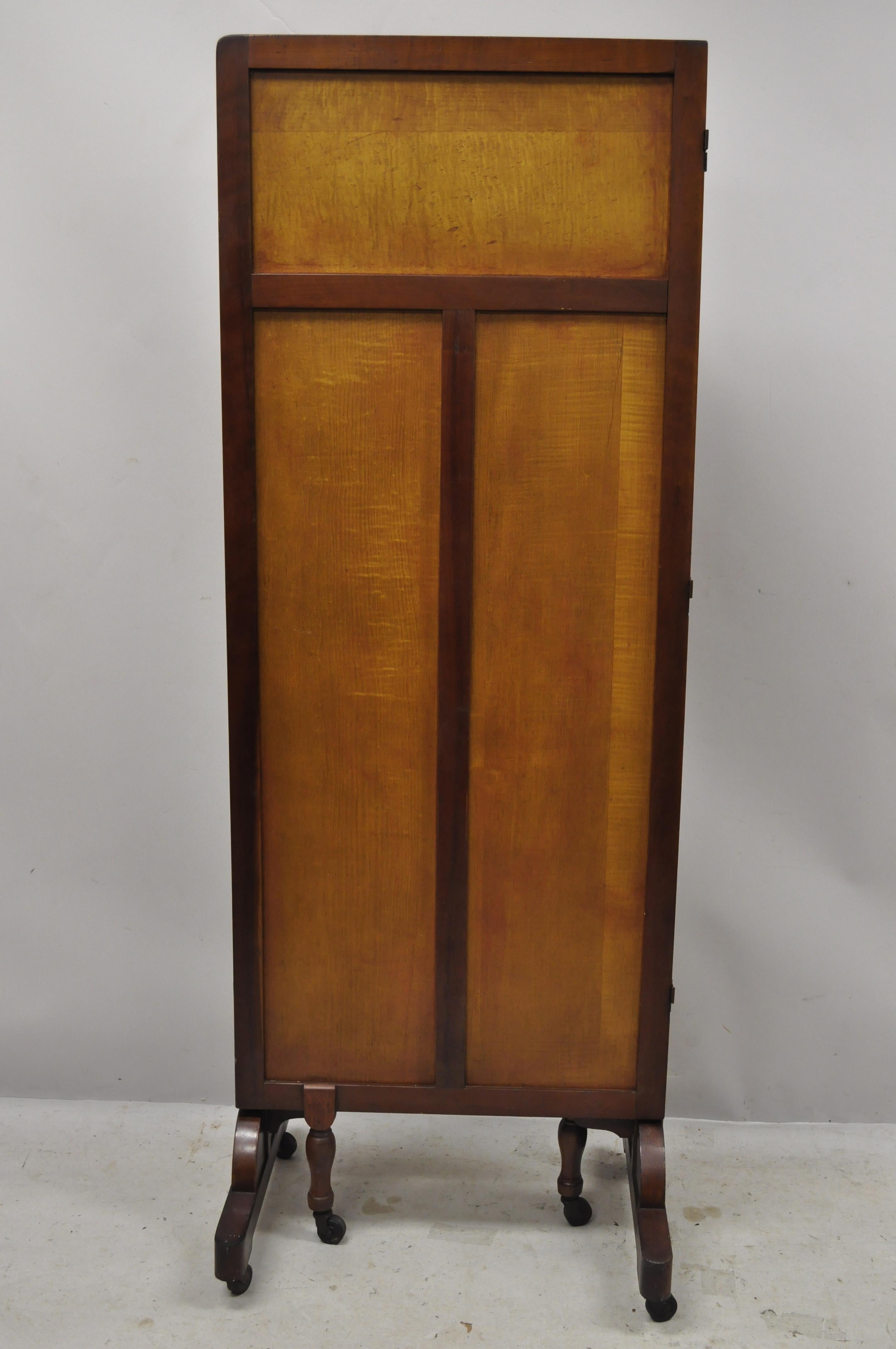 Vintage rolling 3-panel wood folding doctors office dressing screen room divider, circa early to mid-20th century.
Measurements: 65.25