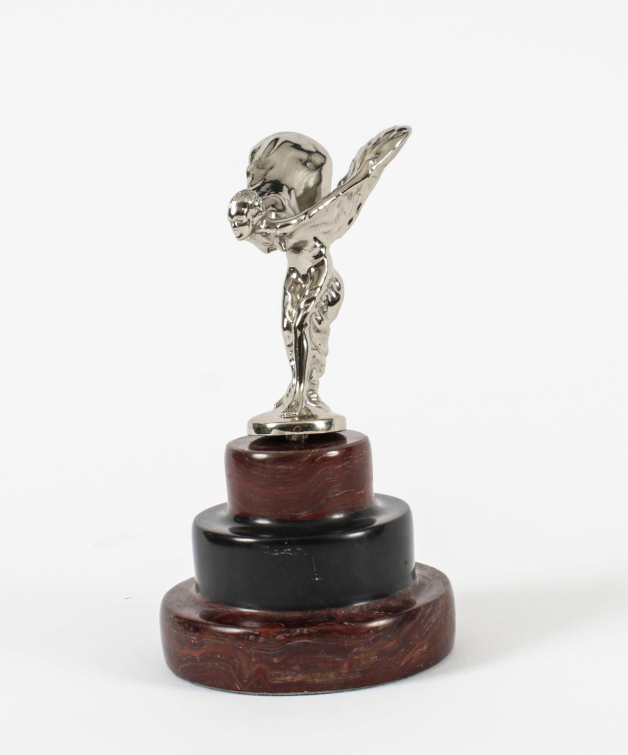 Anglais Sculpture de mascot de voiture Rolls Royce Spirit of Ecstasy du milieu du 20e siècle