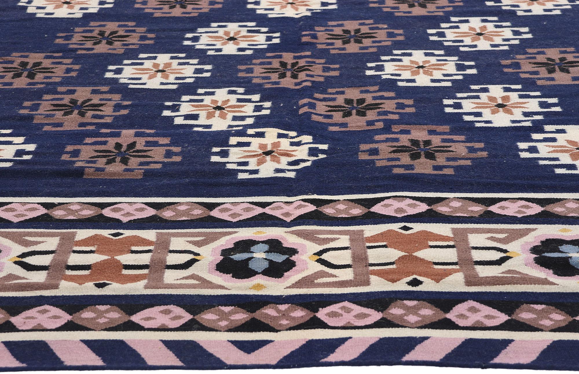 Rumänischer Kilim-Teppich aus Maramures von 1970 mit Modernität (Handgewebt) im Angebot