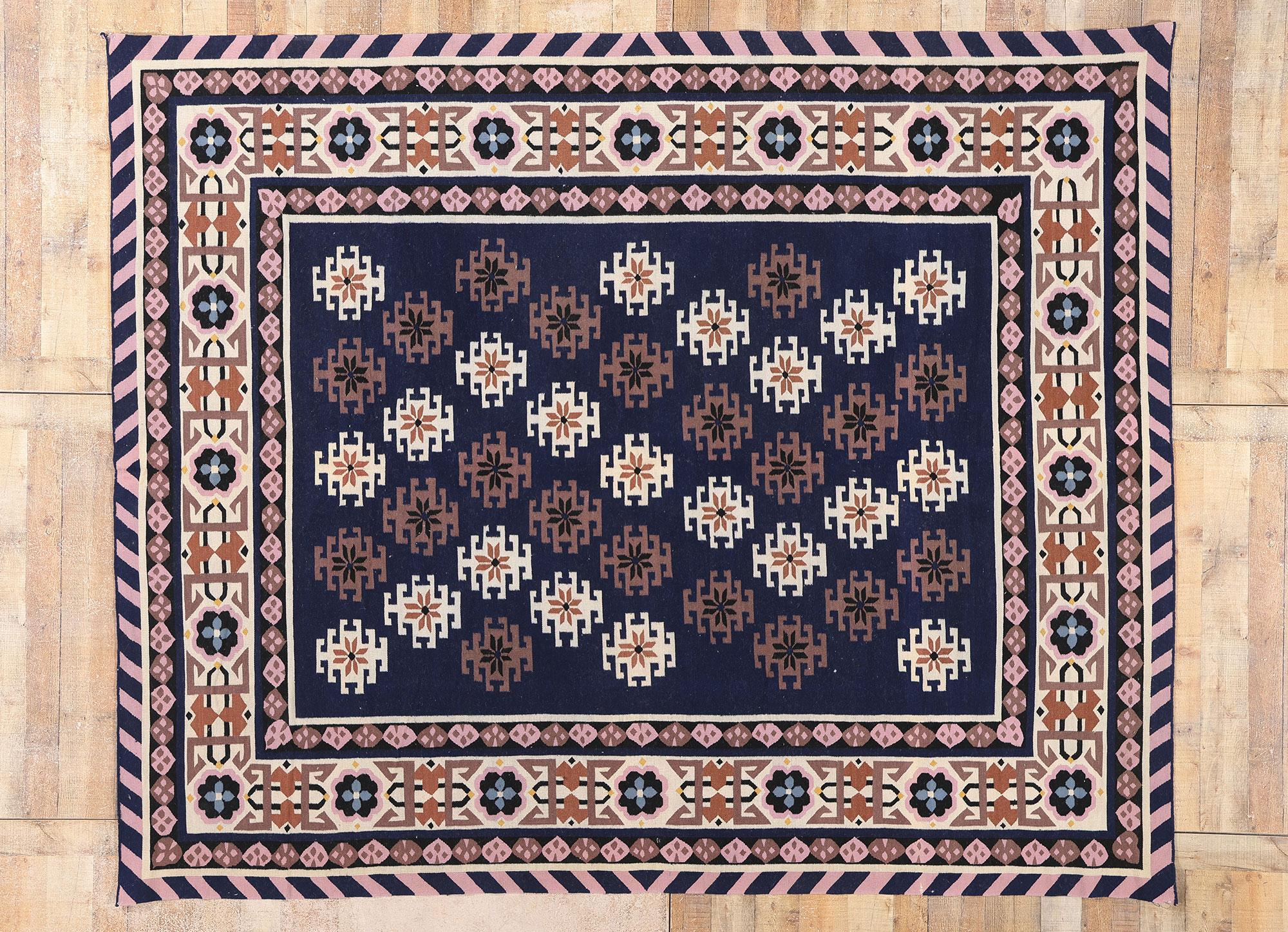 Rumänischer Kilim-Teppich aus Maramures von 1970 mit Modernität im Angebot 2