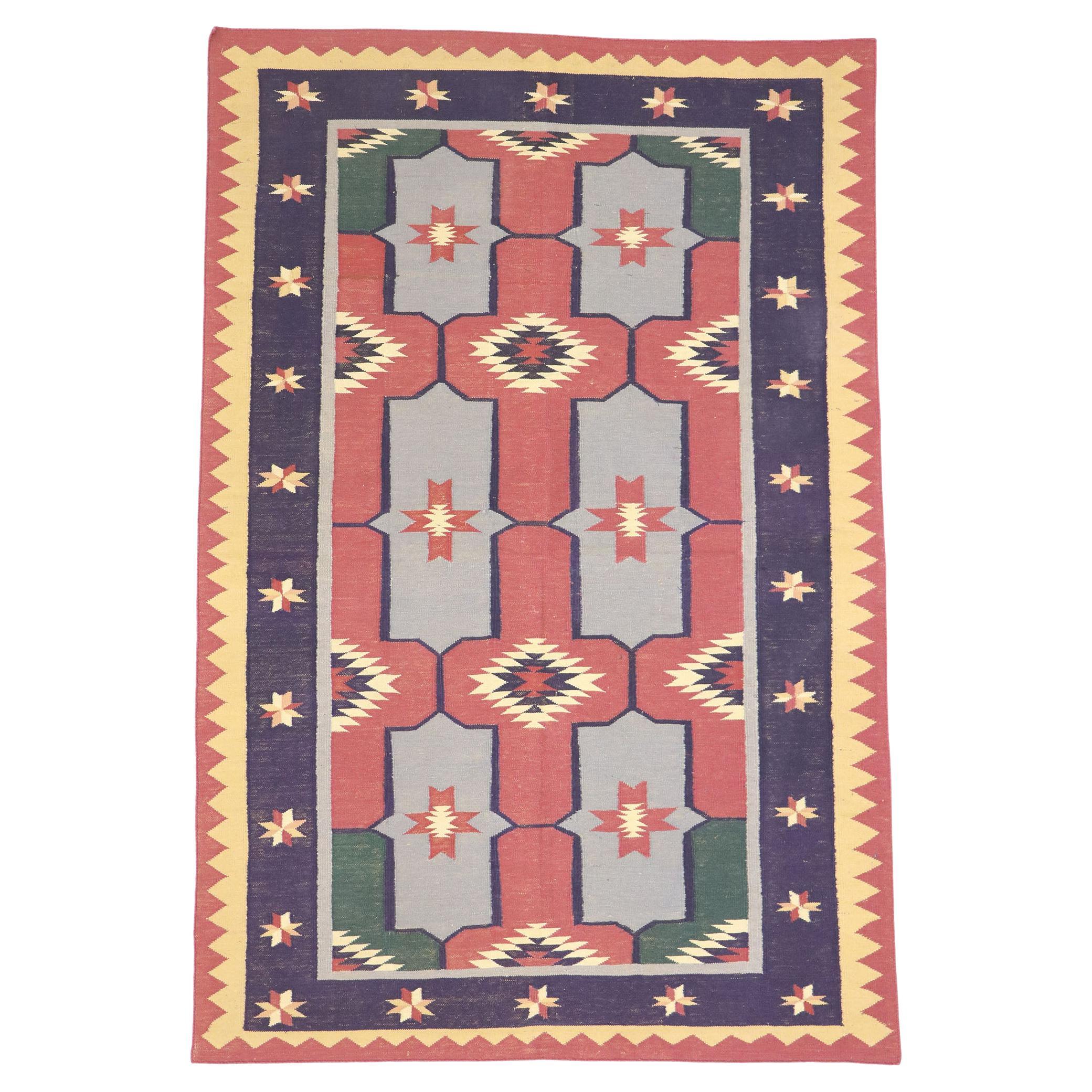 Rumnischer geometrischer Vintage-Kelim-Teppich im modernen Stammesstil