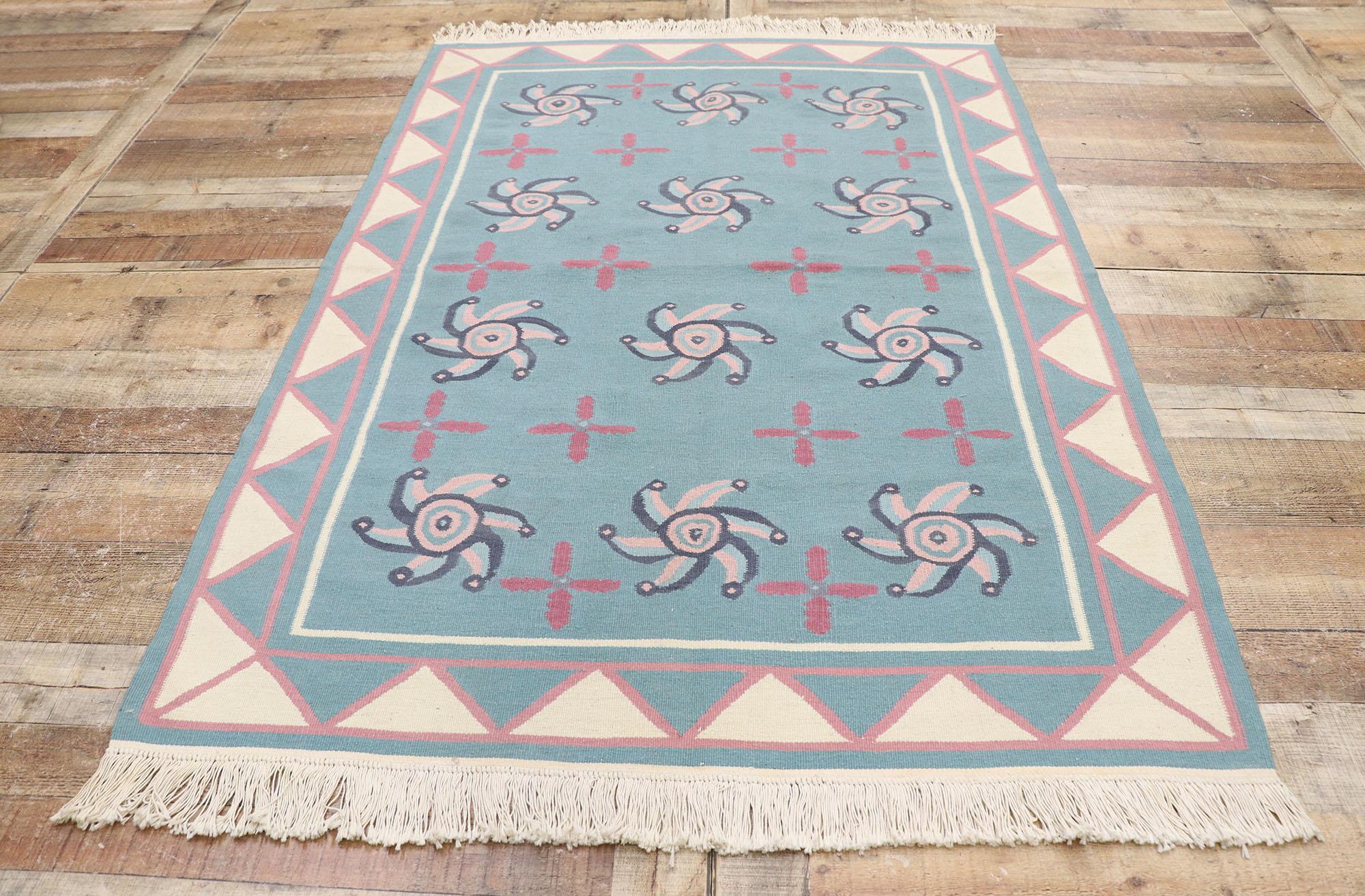 Vintage Romanian Kilim Rug with Folk Art Style For Sale 1