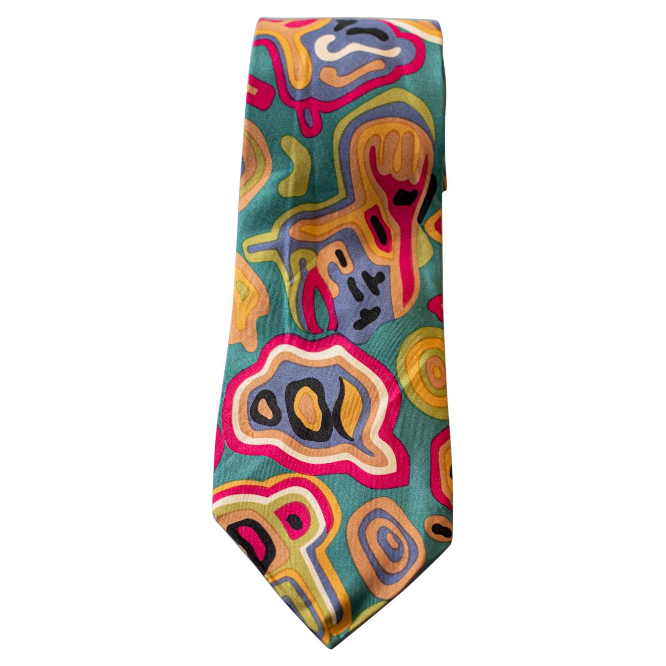 Vintage Romeo 100 % silk with very eccentric pattern