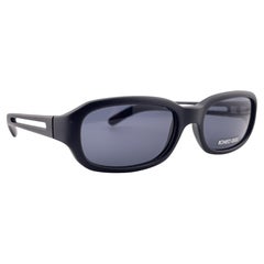 Vintage Romeo Gigli Sleek Matte Black RG 162/S 1990
s Y2K Sonnenbrille