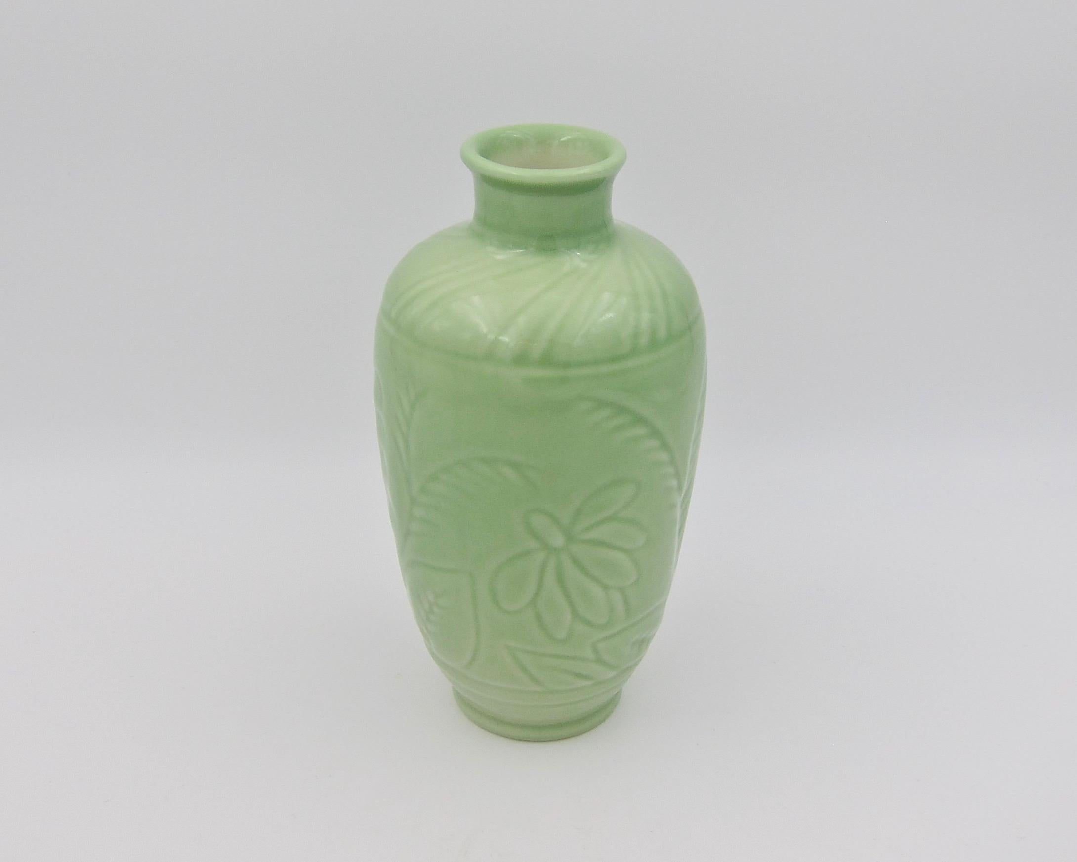 American Vintage Rookwood Pottery Vase with Glossy Green Glaze, 1935