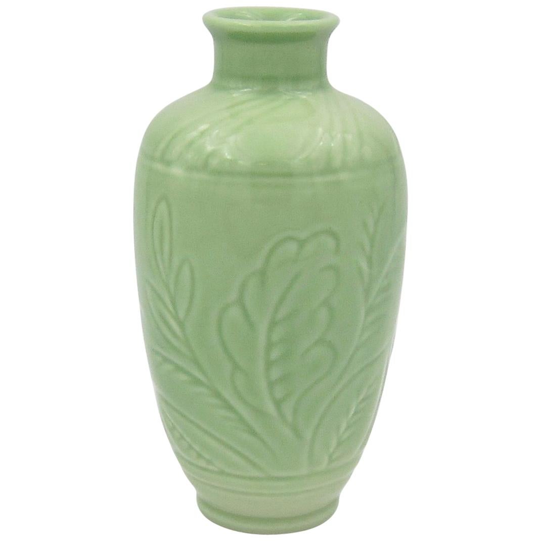 Vintage Rookwood Pottery Vase with Glossy Green Glaze, 1935